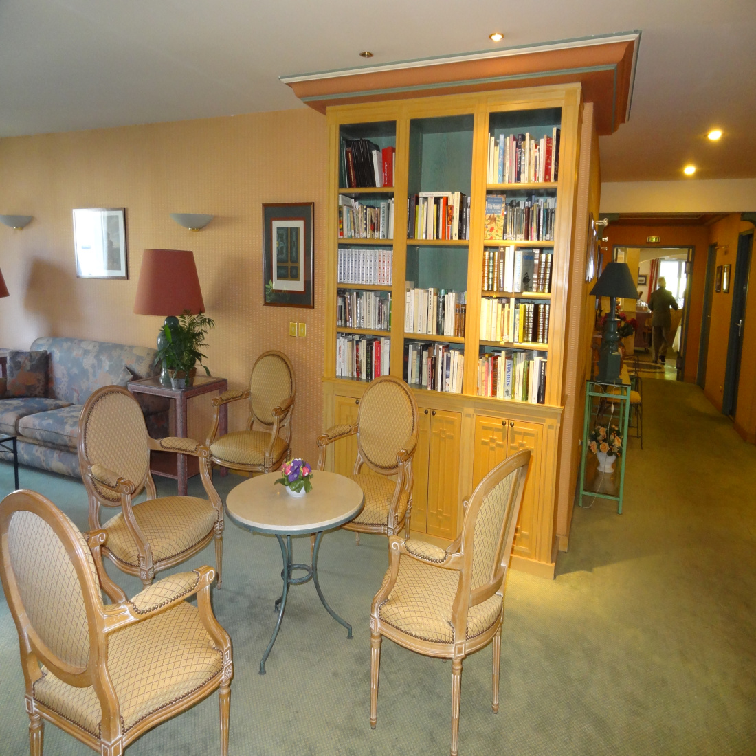Ventes Ce Dimanche à Versailles En Salles Des Ventes