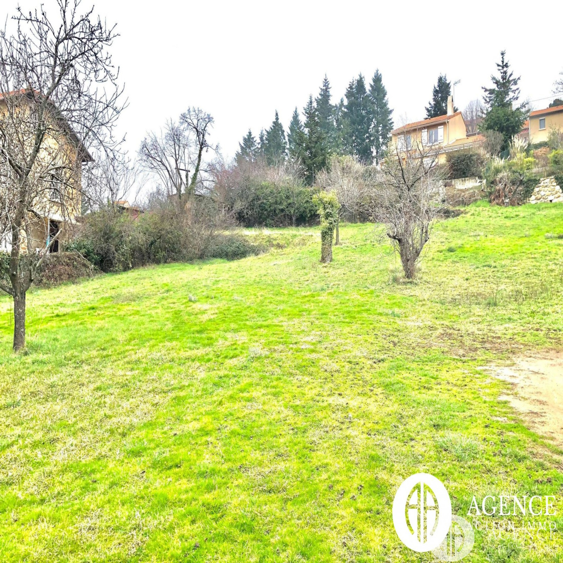 vente TERRAIN CONSTRUCTIBLE