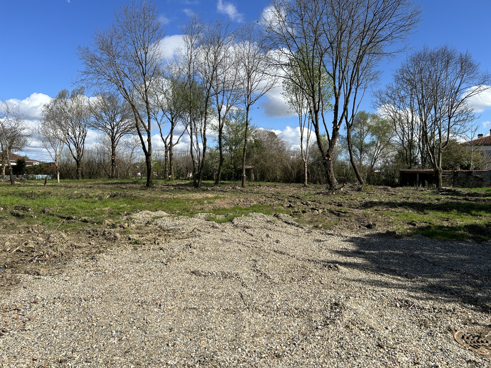 le passage (47520) terrain viabilisé de 667 m2 · 71 000 €