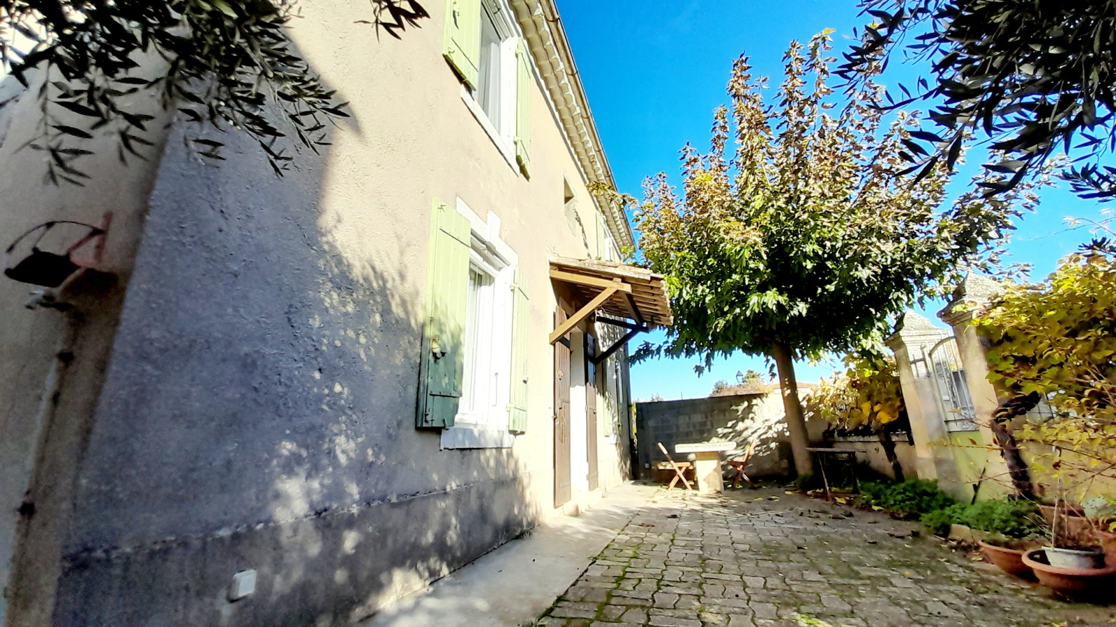 Maison 4 pièces 130 m² · à Maubec · 130 m² · 310 000 €