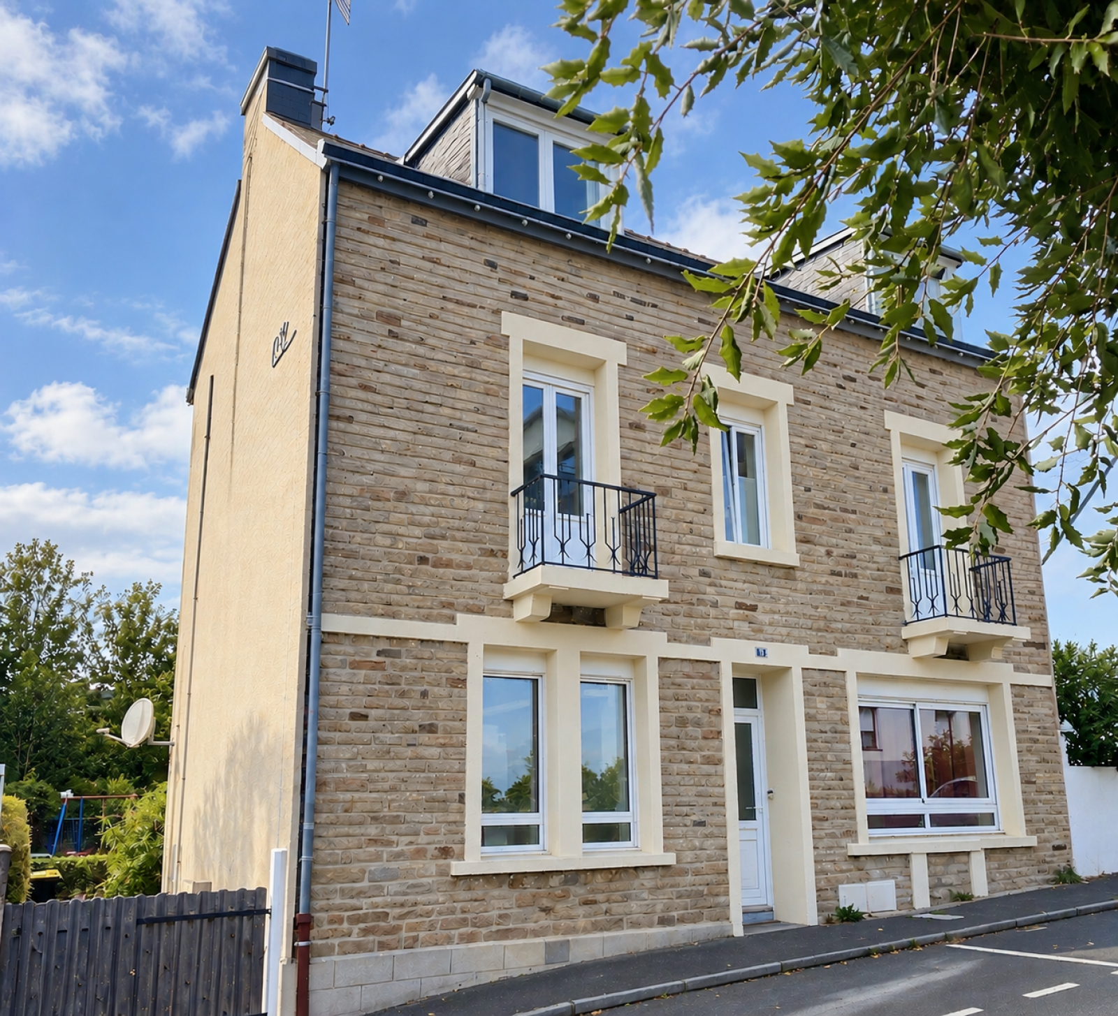 Maison 6 pièces 117 m² · à Concarneau · 117 m² · 353 600 €