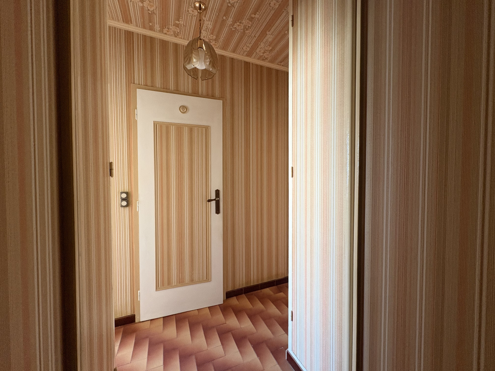 Appartement 3 pièces 62 m² · à Saint-Étienne · 62 m² · 49 000 €