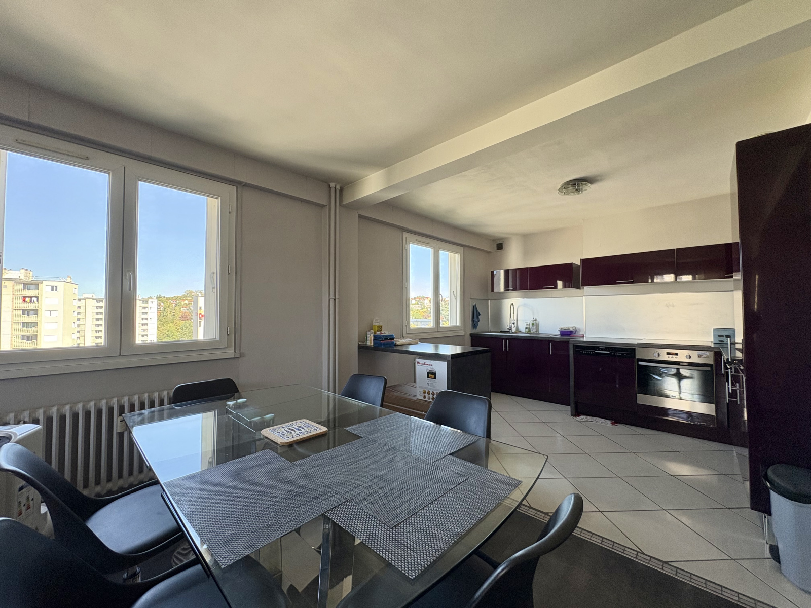 Appartement 2 pièces 62 m² · à Saint-Étienne · 61,5 m² · 95 000 €