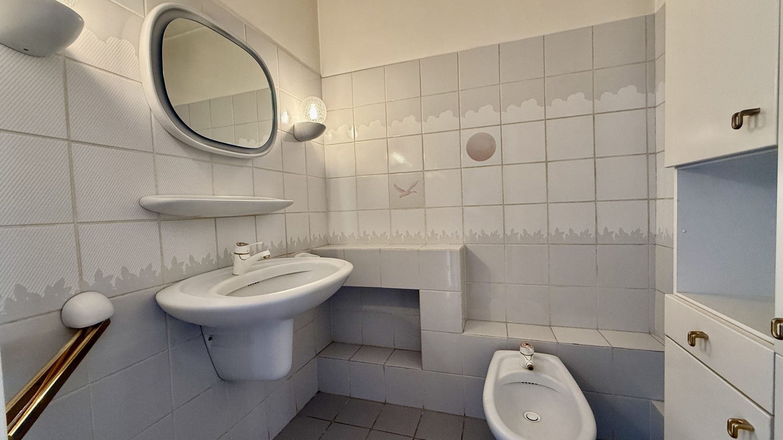 Appartement 4 pièces 95 m² · à Saint-Étienne · 94,8 m² · 84 000 €