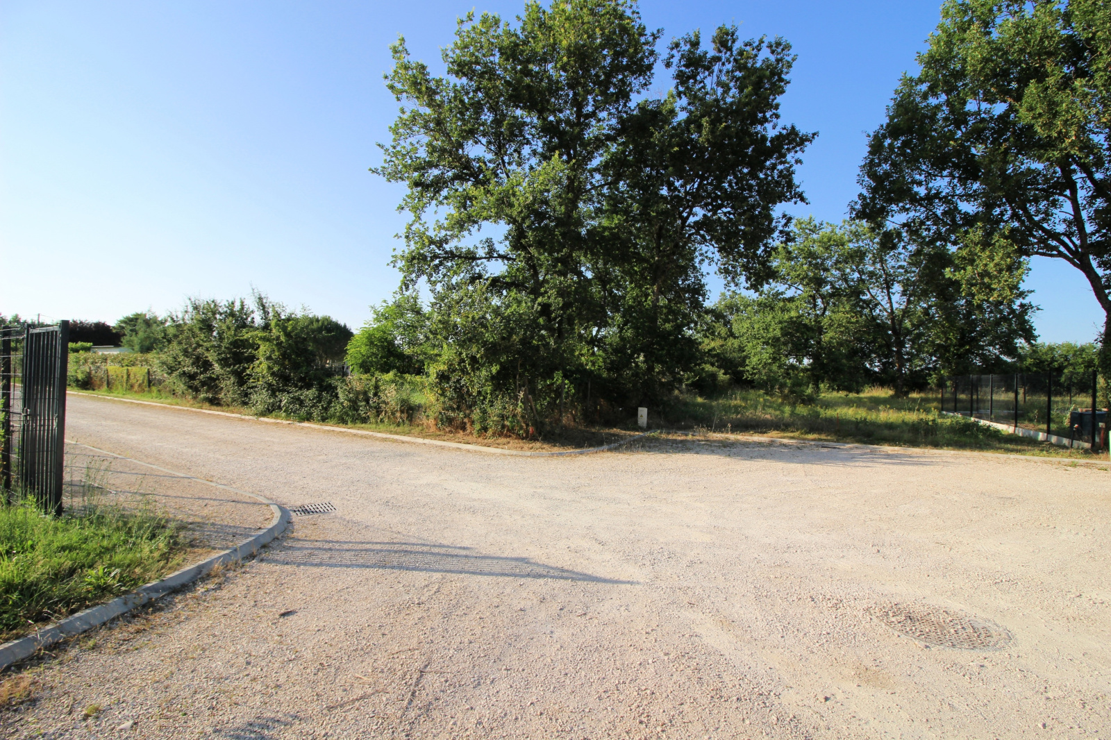 Terrain 1710 m² · à Meauzac · 65 000 €