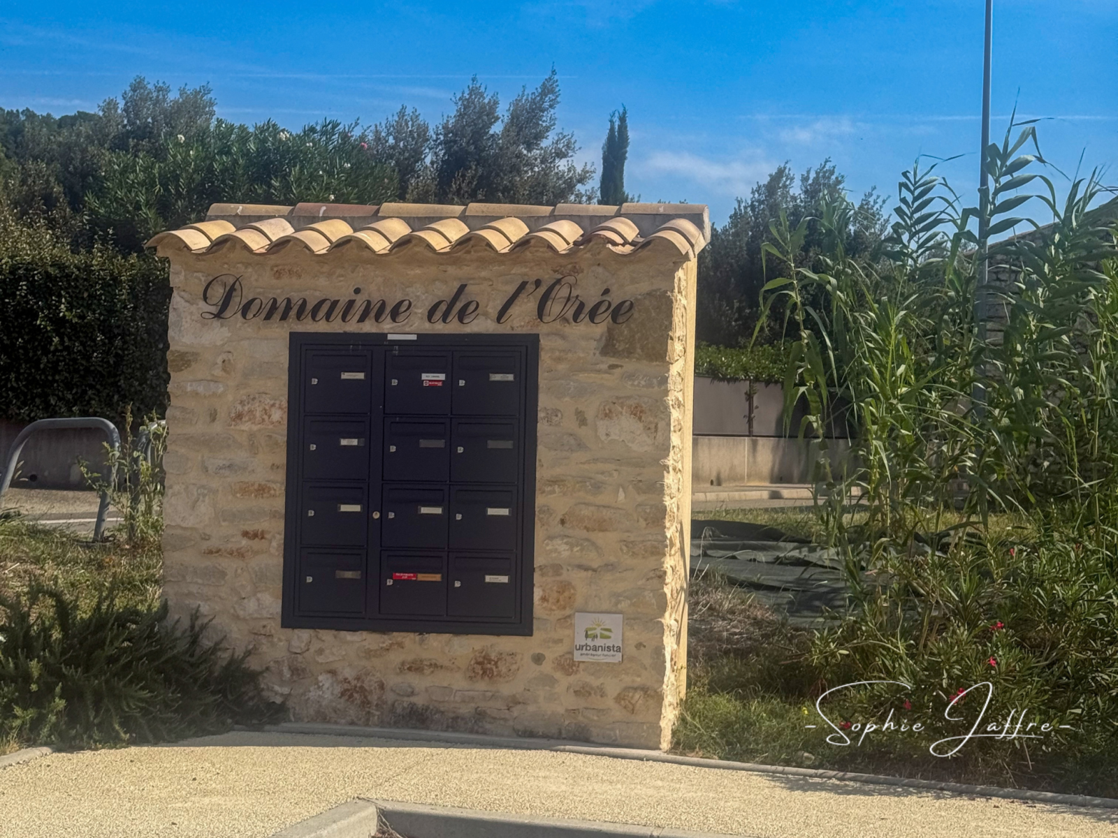 Terrain 813 m² · à Saint-Paul-Trois-Châteaux · 813 m² · 170 000 €