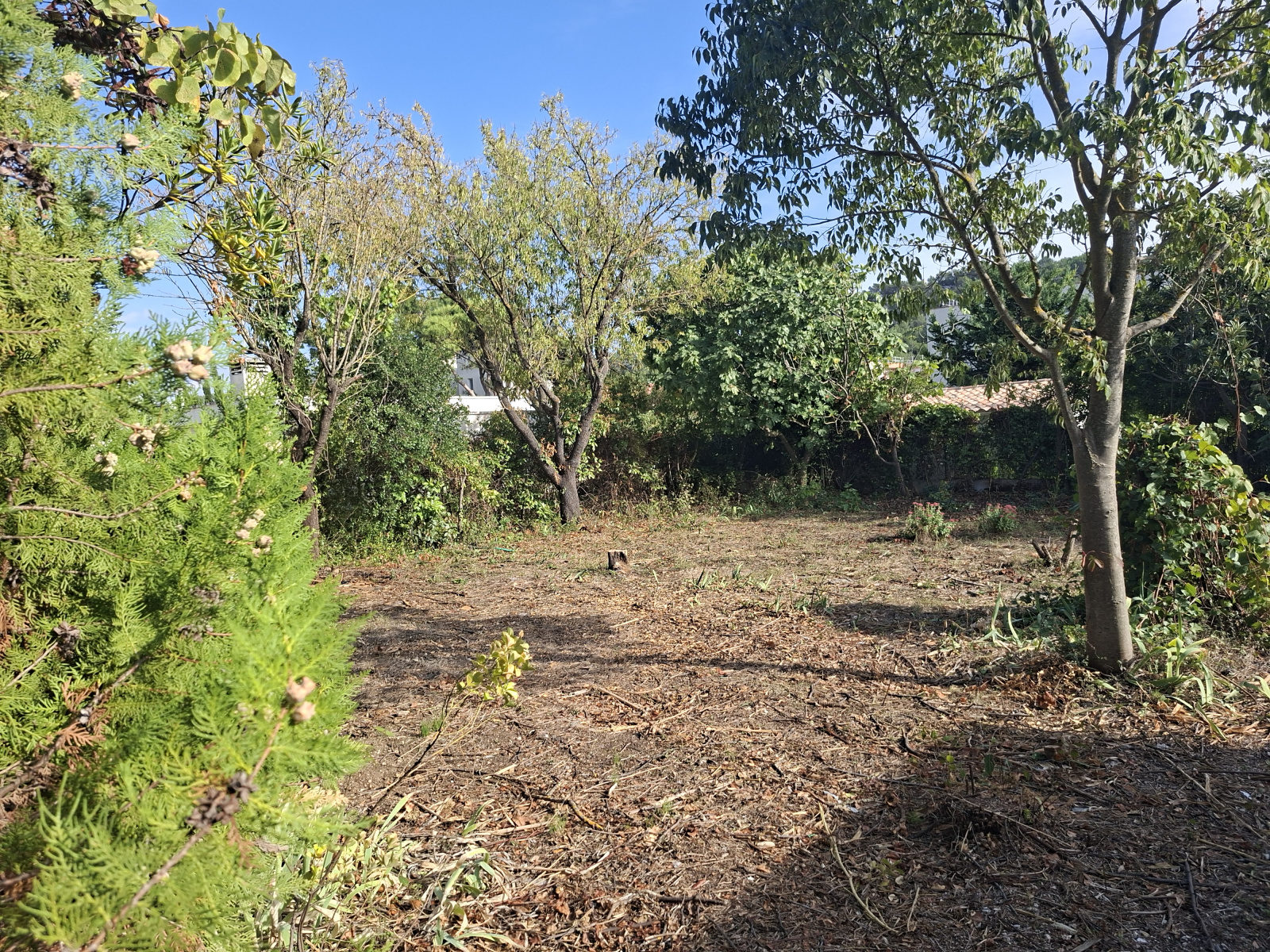 Terrain 425 m² · à Carnoux en Provence · 425 m² · 295 000 €