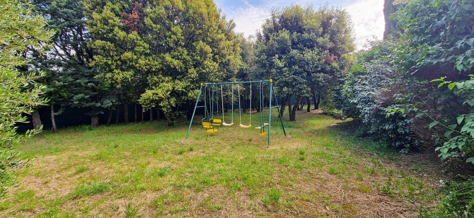 Terrain 681 m² · à Saint-Siffret · 681 m² · 137 000 €