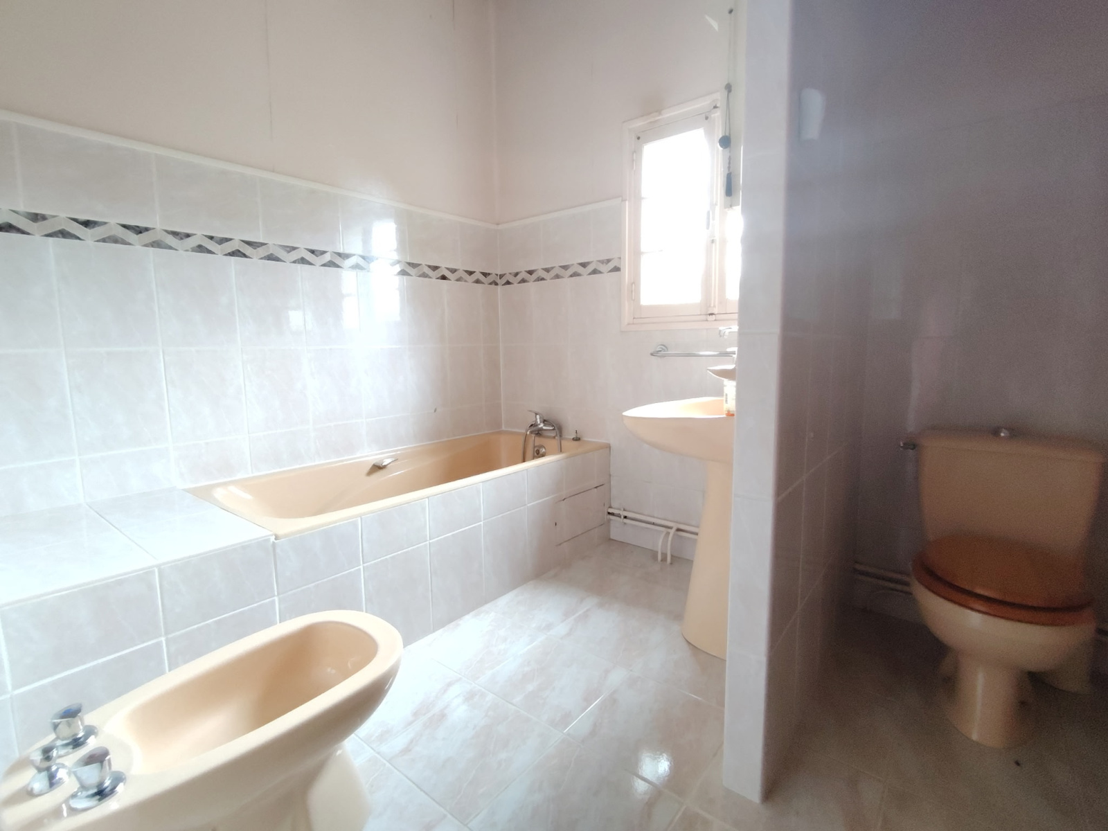 Maison 9 pièces 155 m² · à Reynies · 155 m² · 315 000 €