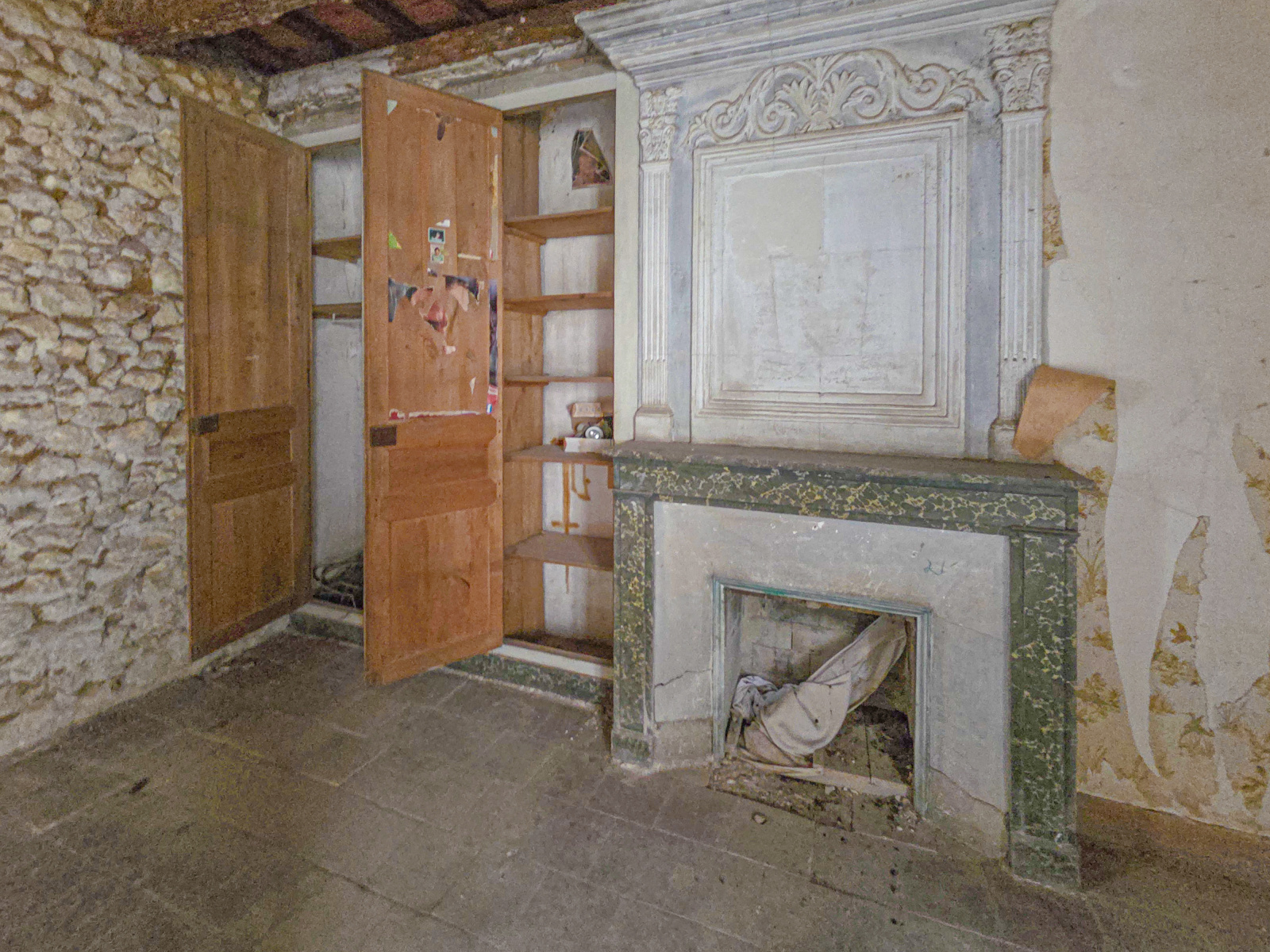 Maison 5 pièces 140 m² · à Montlouis-sur-Loire · 140 m² · 156 700 €
