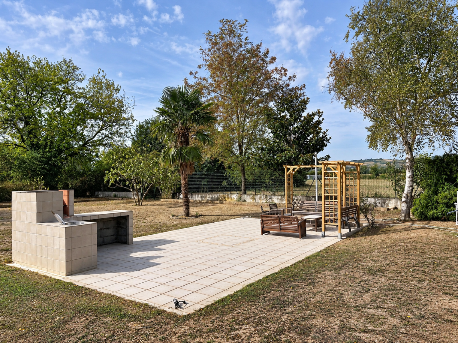 Maison 6 pièces 211 m² · à Quincieux · 211 m² · 649 000 €