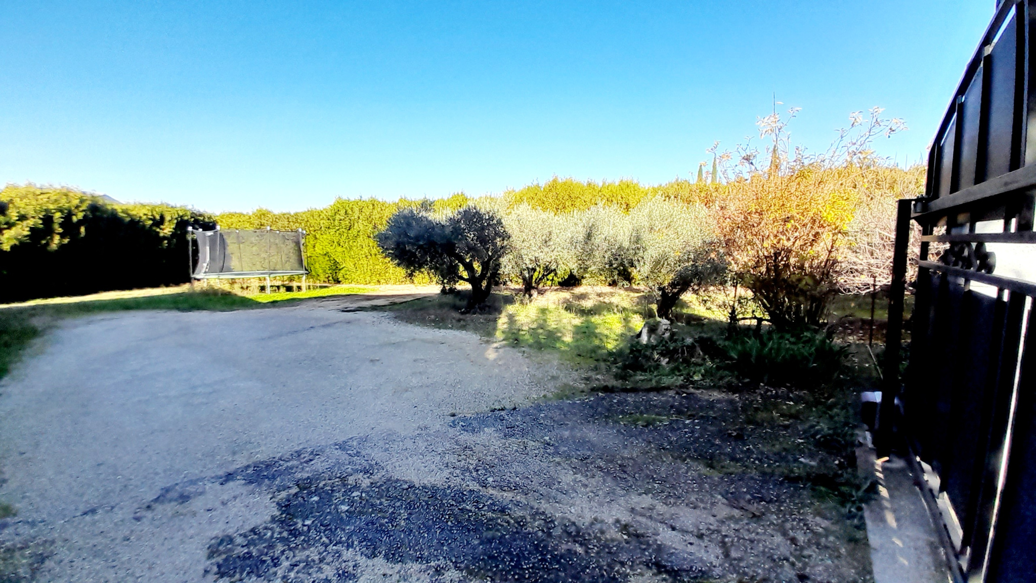 Terrain 530 m² · à Maubec · 149 000 €