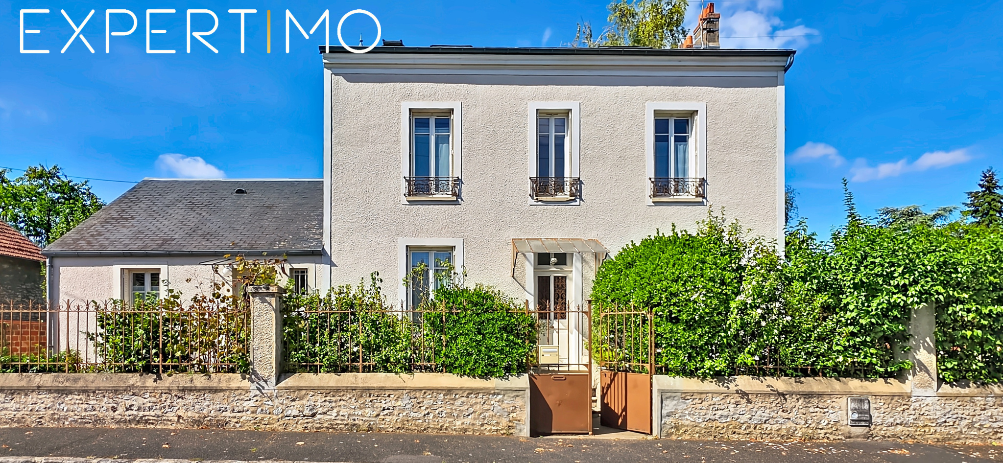 Appartement 216 m² · à Étampes · 216 m² · 375 000 €