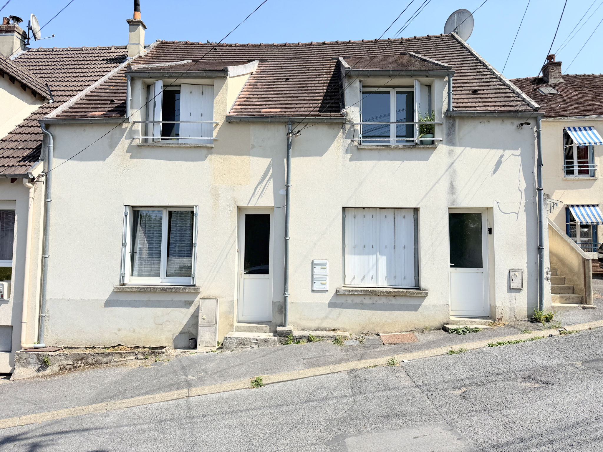 Immeuble 142 m² · à Coulommiers · 142 m² · 260 000 €