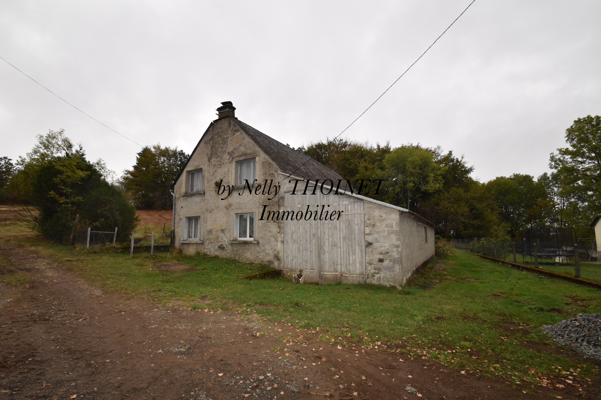 Appartement 100 m² · à Saint-Donat · 100 m² · 39 000 €