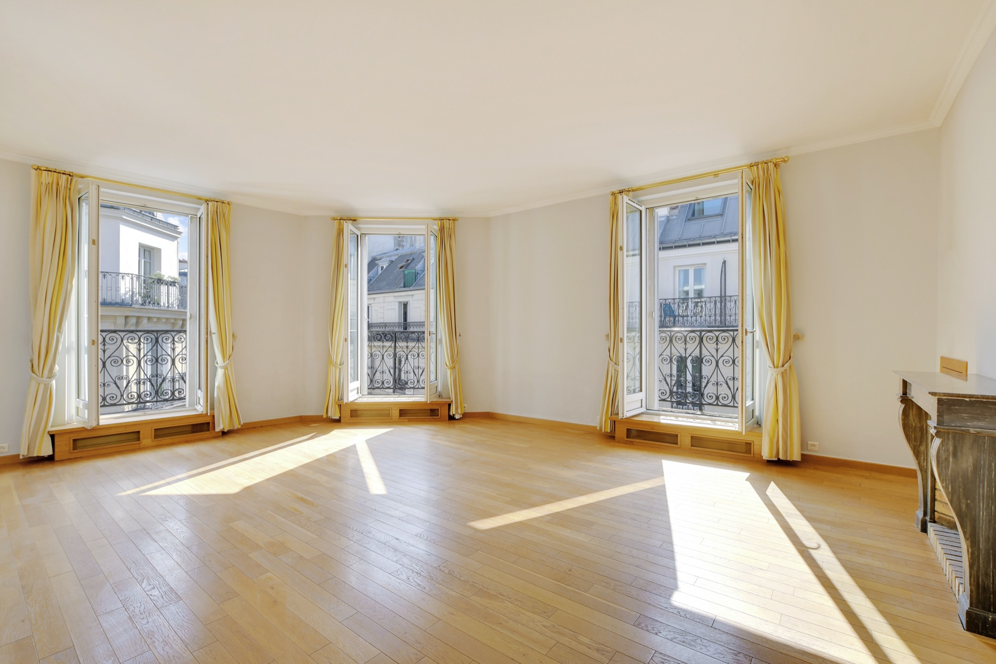 Vente Appartement 88m² 3 Pièces à Paris (75000) - Réseau Expertimo