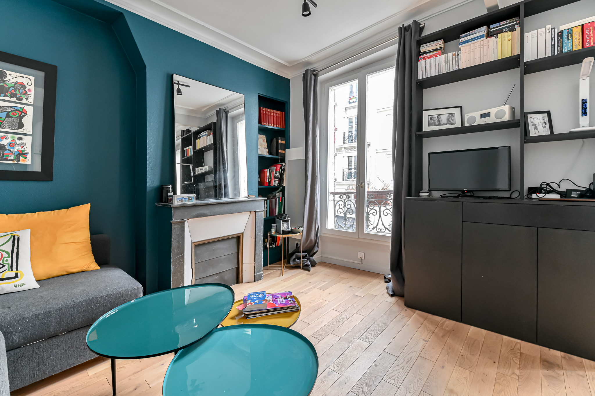 Appartement Abbesses Paris 18 — séjour
