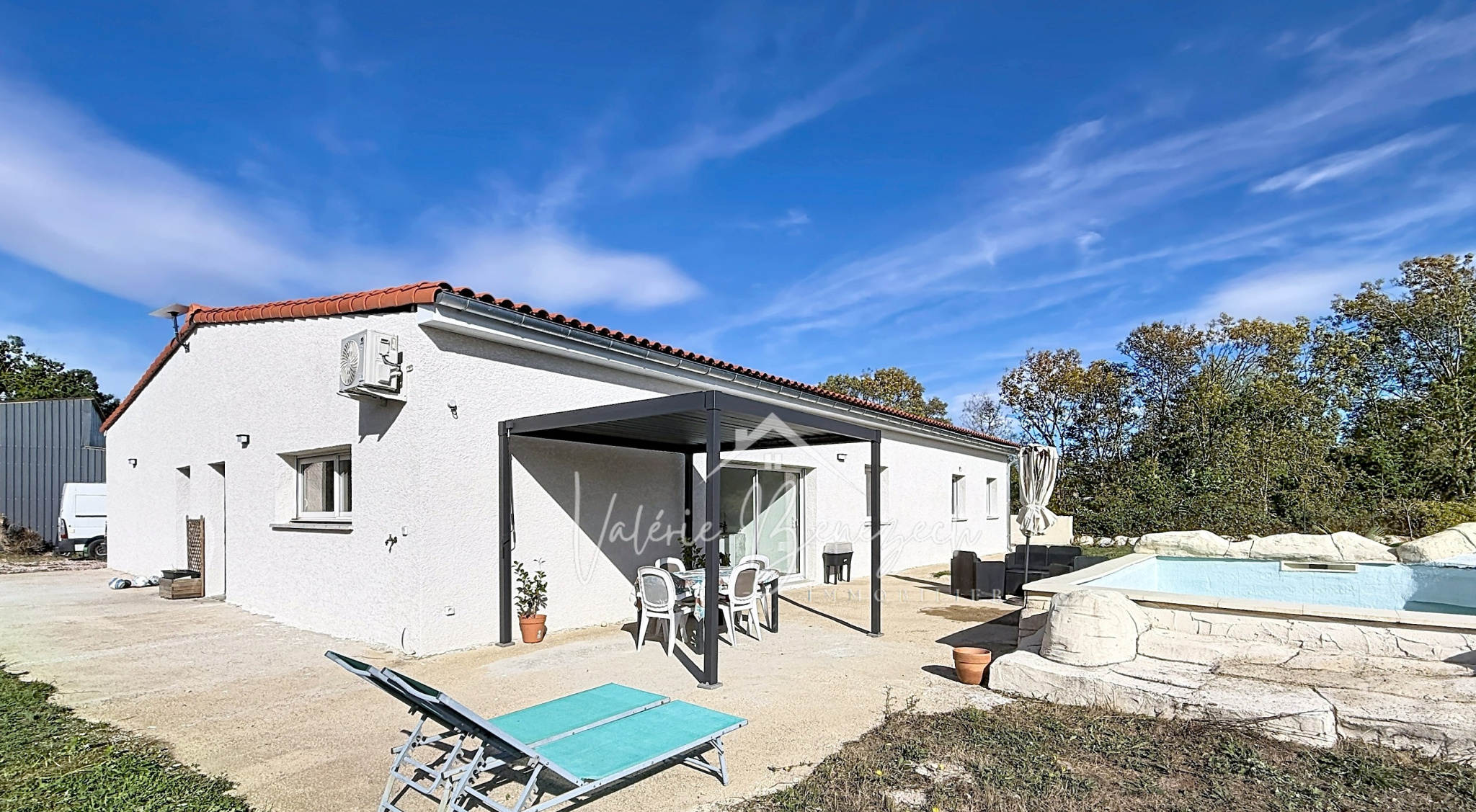 Appartement 133 m² · à Saint-Victor-et-Melvieu · 133 m² · 255 000 €