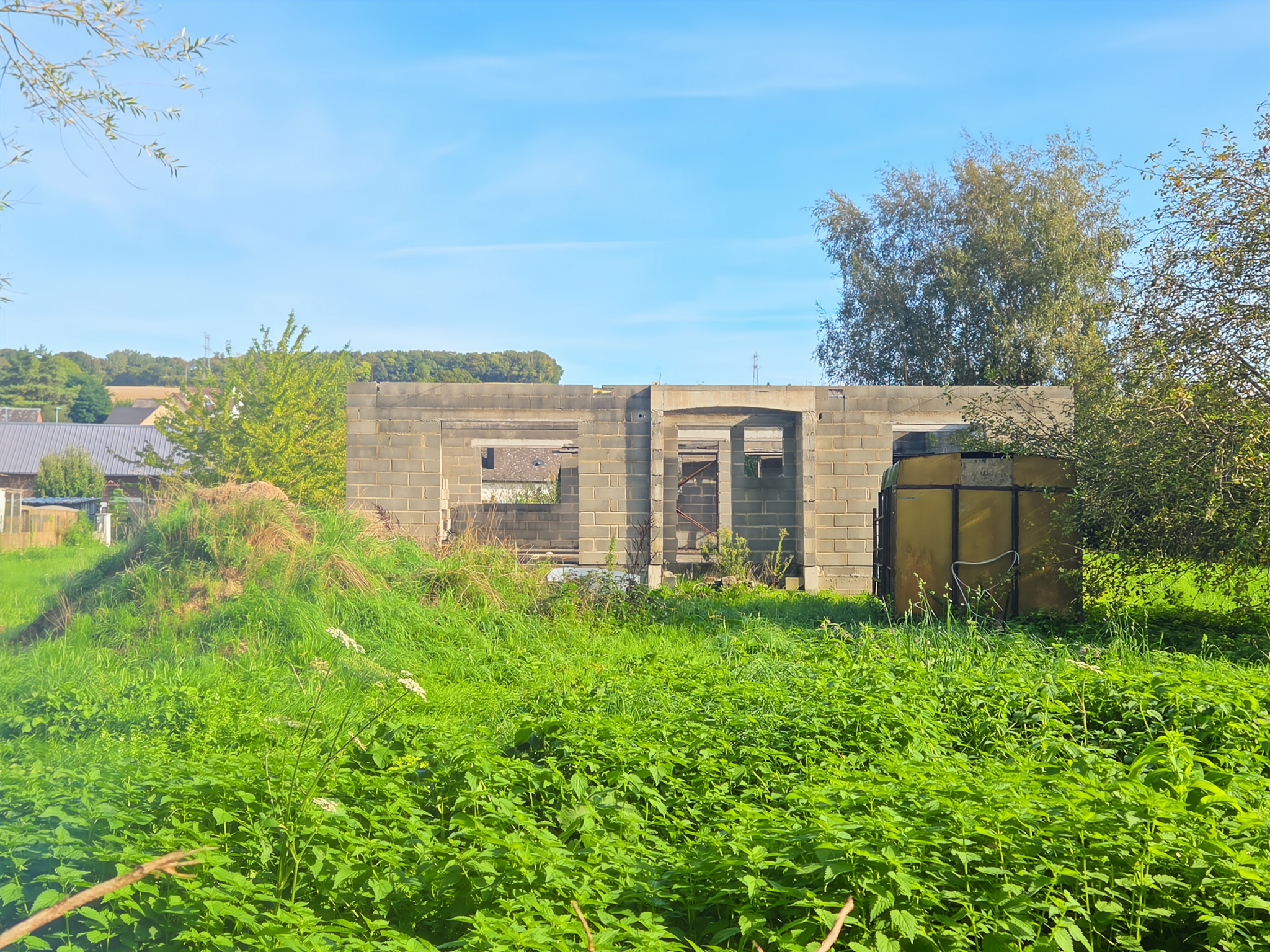 Terrain 1951 m² · à Bouvaincourt-sur-Bresle · 85 000 €