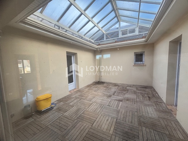 Maison De Plain-Pied de 139.46 m2, Grande pièce de vie et 3