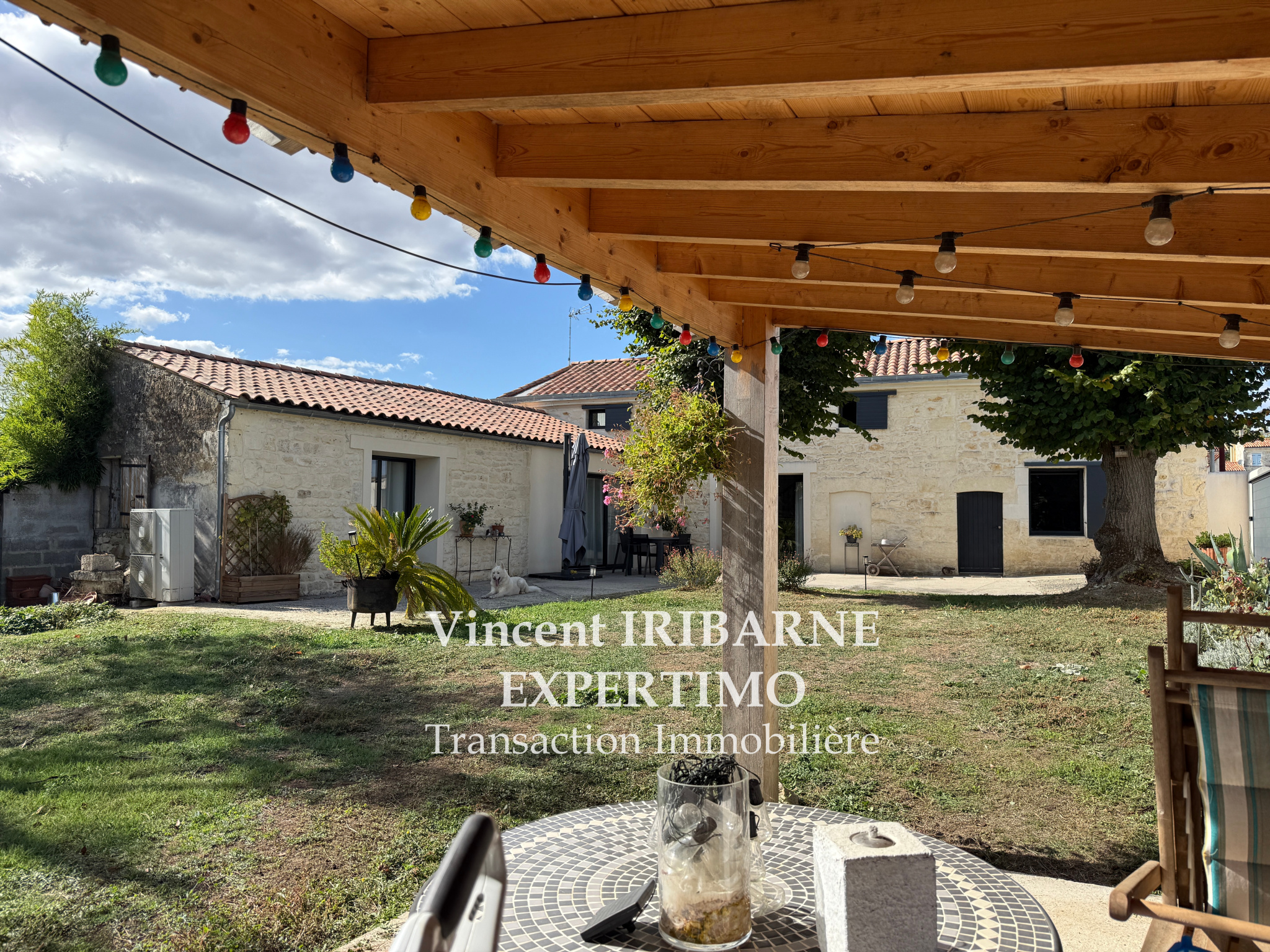 Appartement 175 m² · à Saintes · 175 m² · 367 500 €