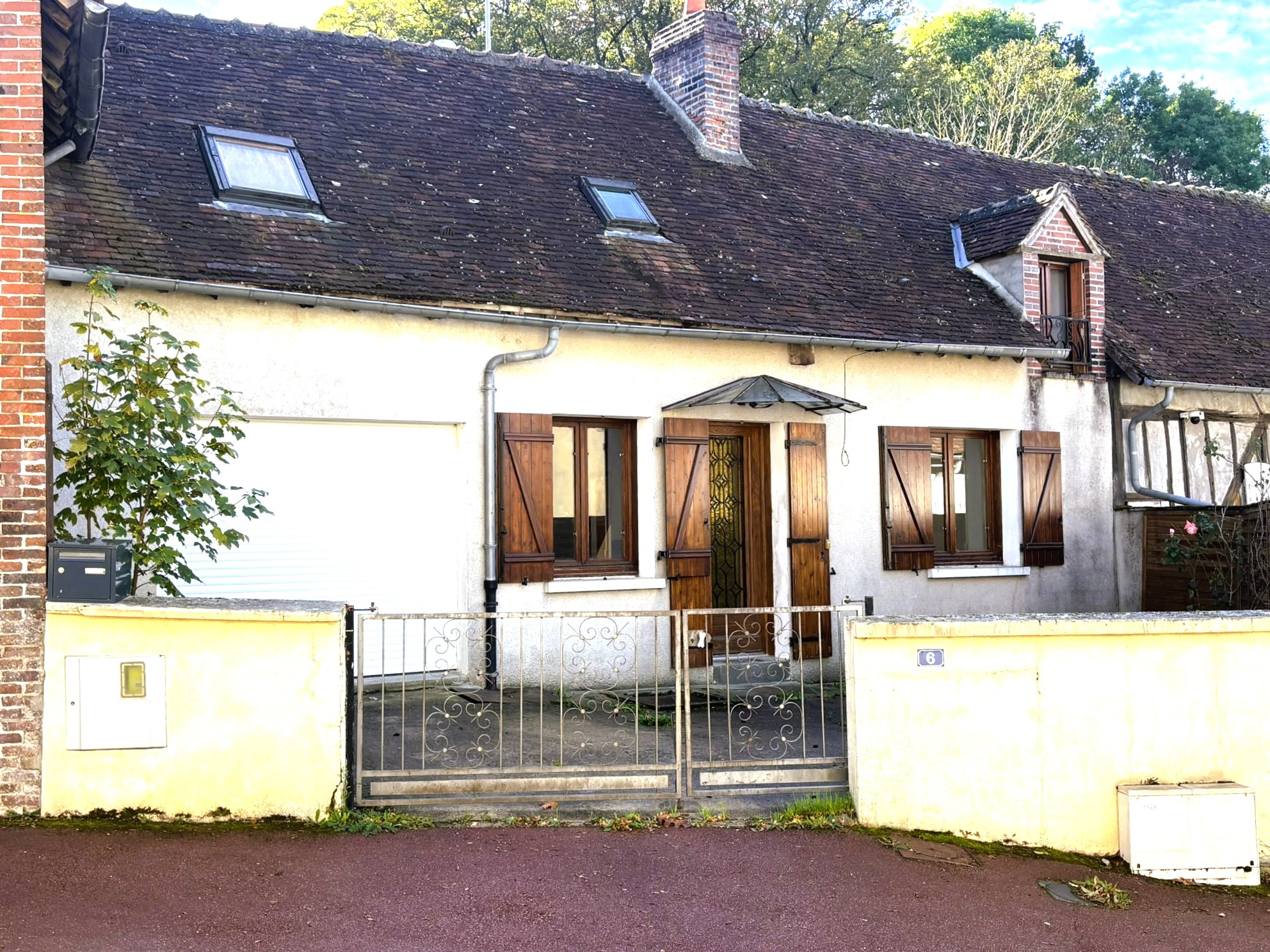 Maison 4 pièces 100 m² · à Courtenay · 100 m² · 108 000 €