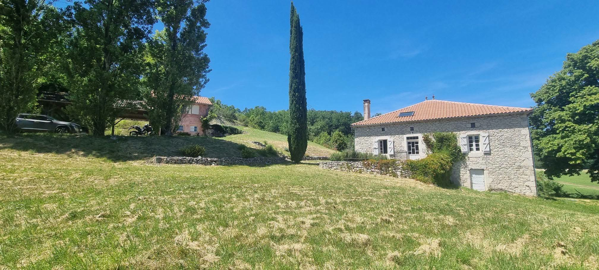 Maison 7 pièces 169 m² · à Castelnau-Montratier · 169 m² · 357 000 €