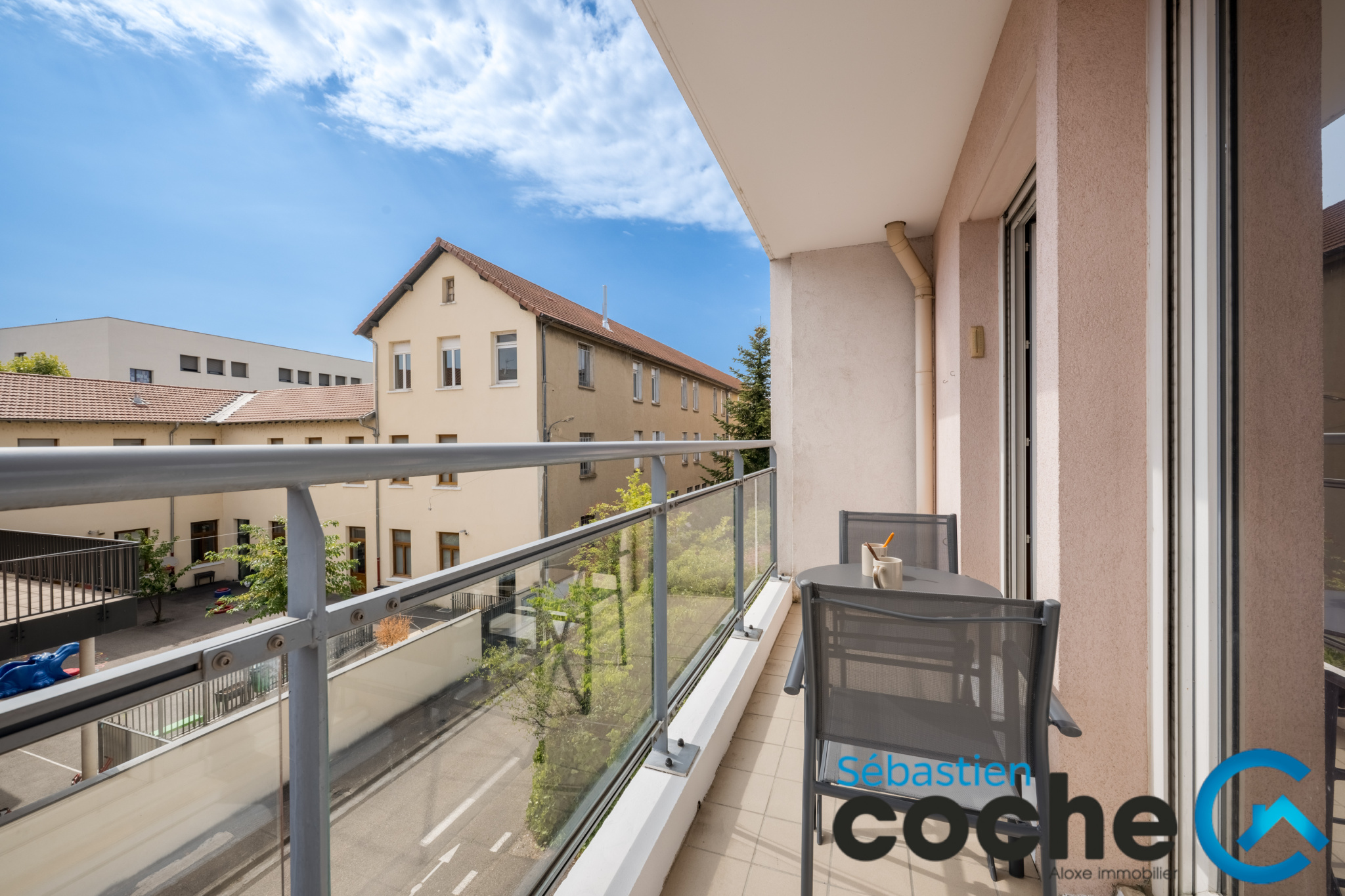 Appartement 3 pièces 61 m² · à Décines-Charpieu · 61 m² · 199 000 €