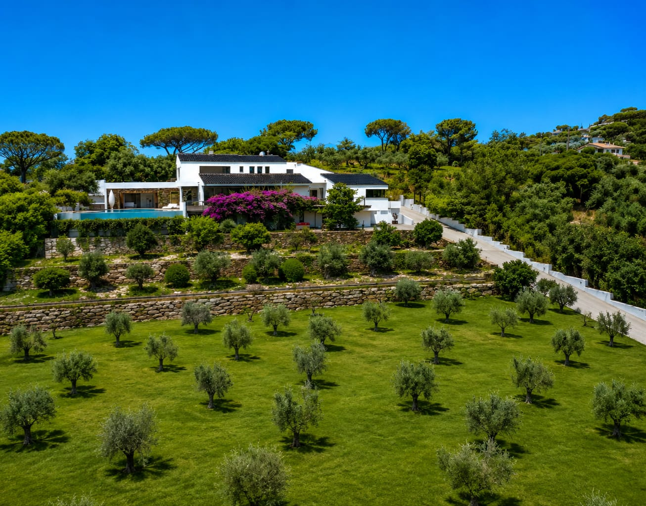 Appartement 432 m² · à Pierrefeu-du-Var · 432 m² · 1 980 000 €