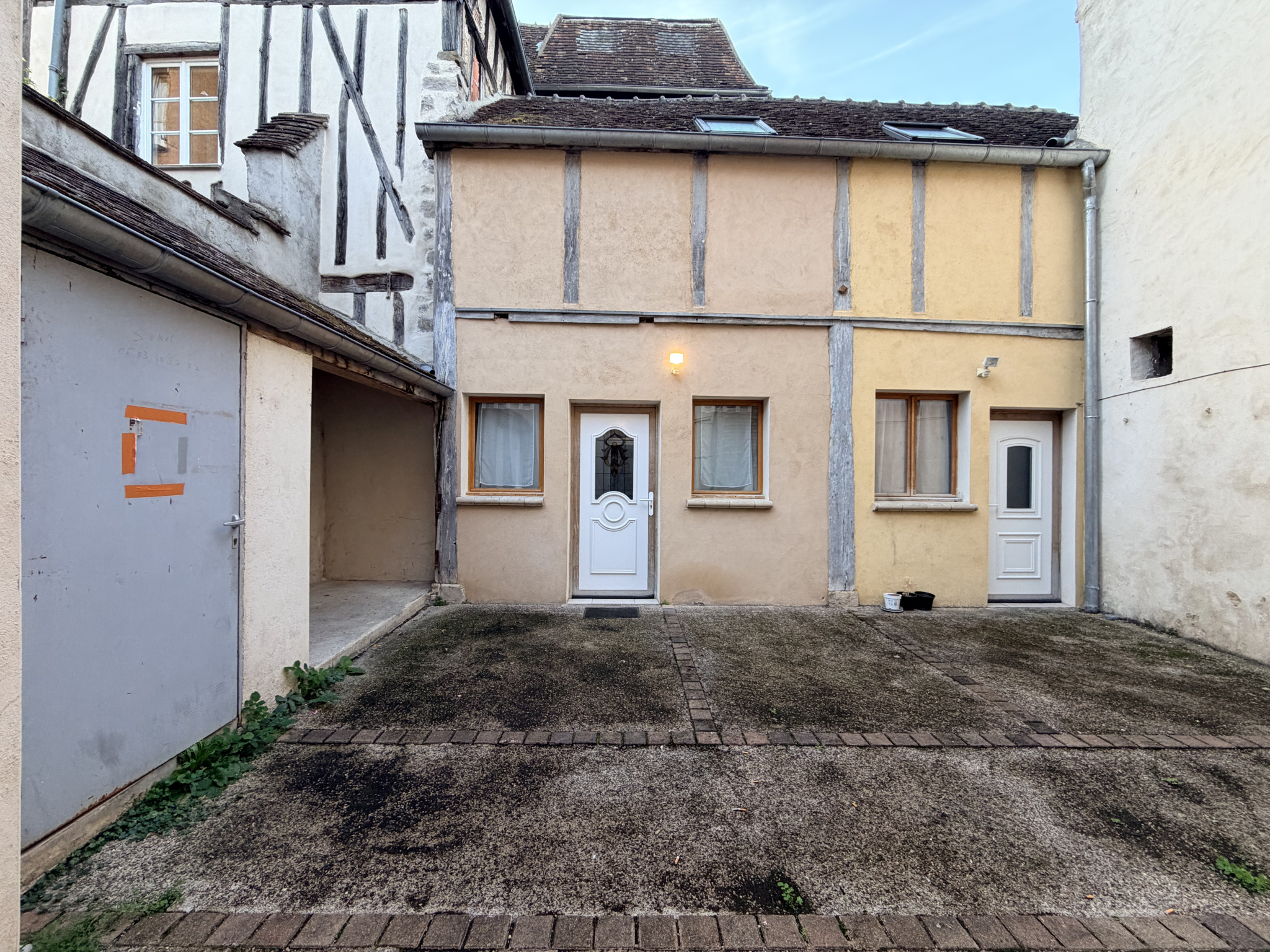 Immeuble 270 m² · à Sens · 270 m² · 430 000 €