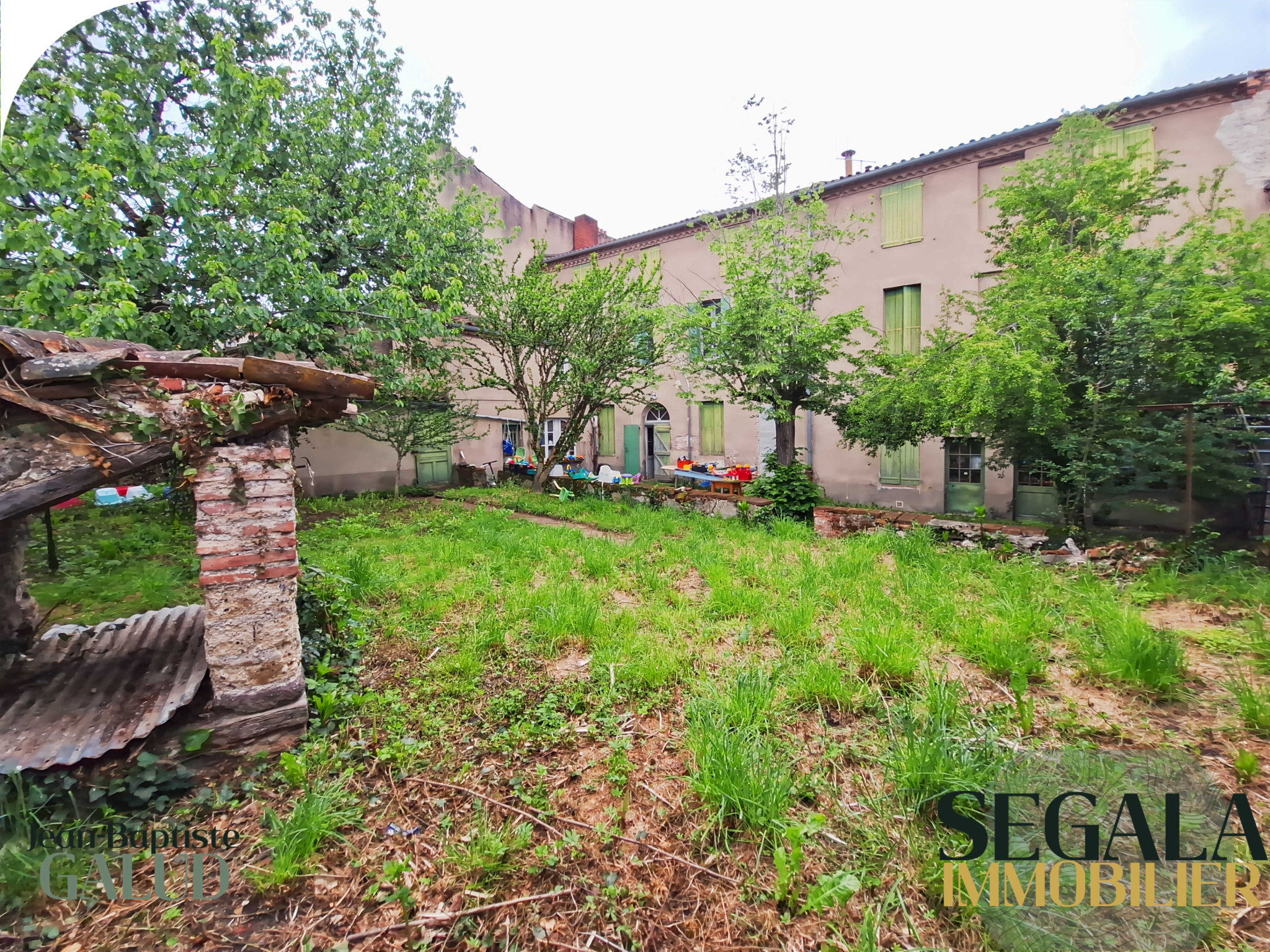 Immeuble 485 m² · à Carmaux · 485 m² · 185 000 €