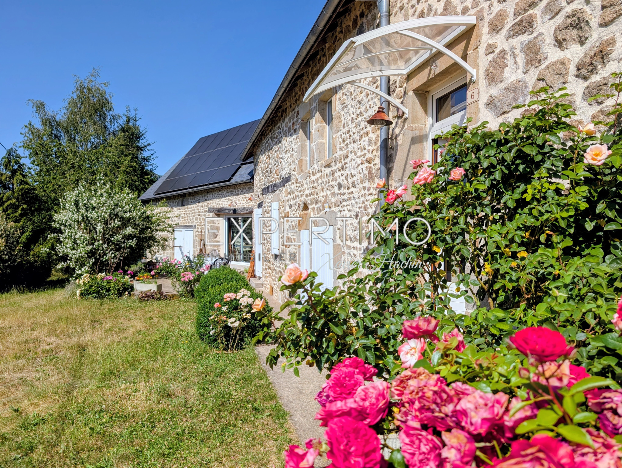 Appartement 219 m² · à Saint-Julien-la-Geneste · 219 m² · 245 000 €