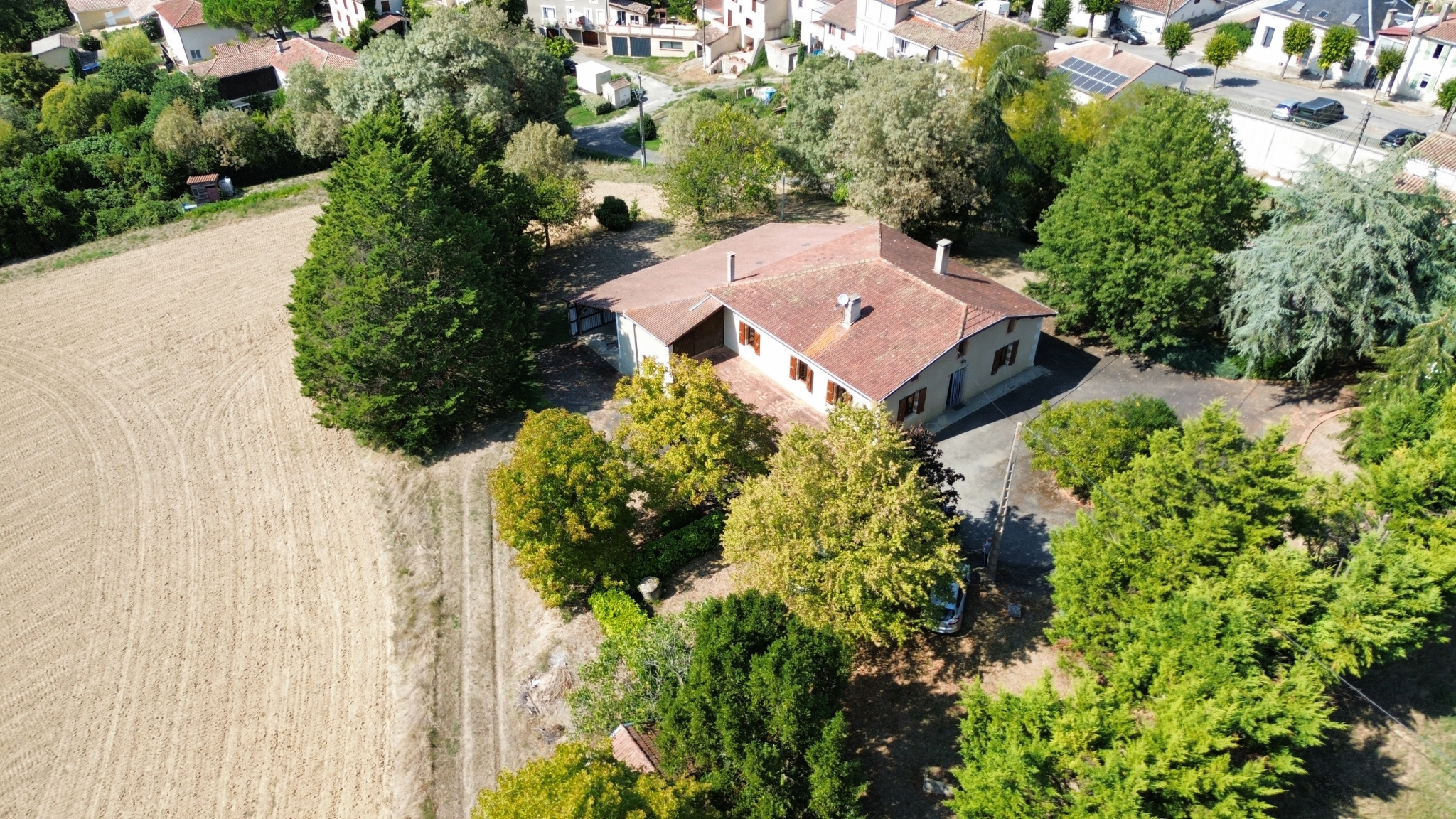 Appartement 132 m² · à Aubiet · 132 m² · 220 000 €