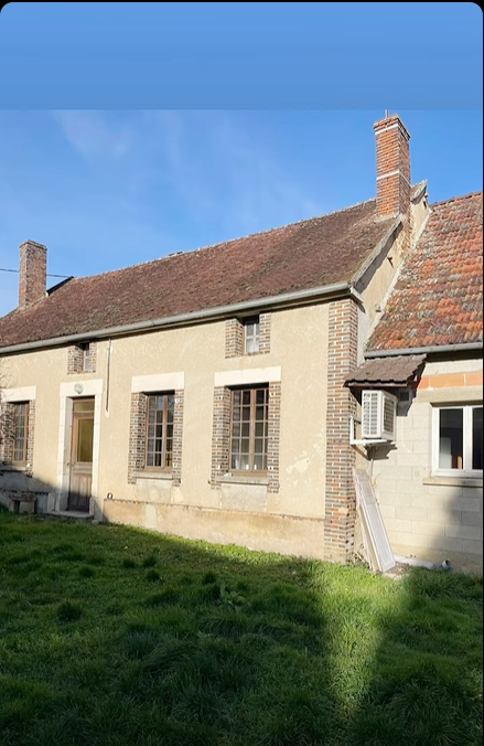 Appartement 105 m² · à Villiers-Vineux · 105 m² · 139 000 €