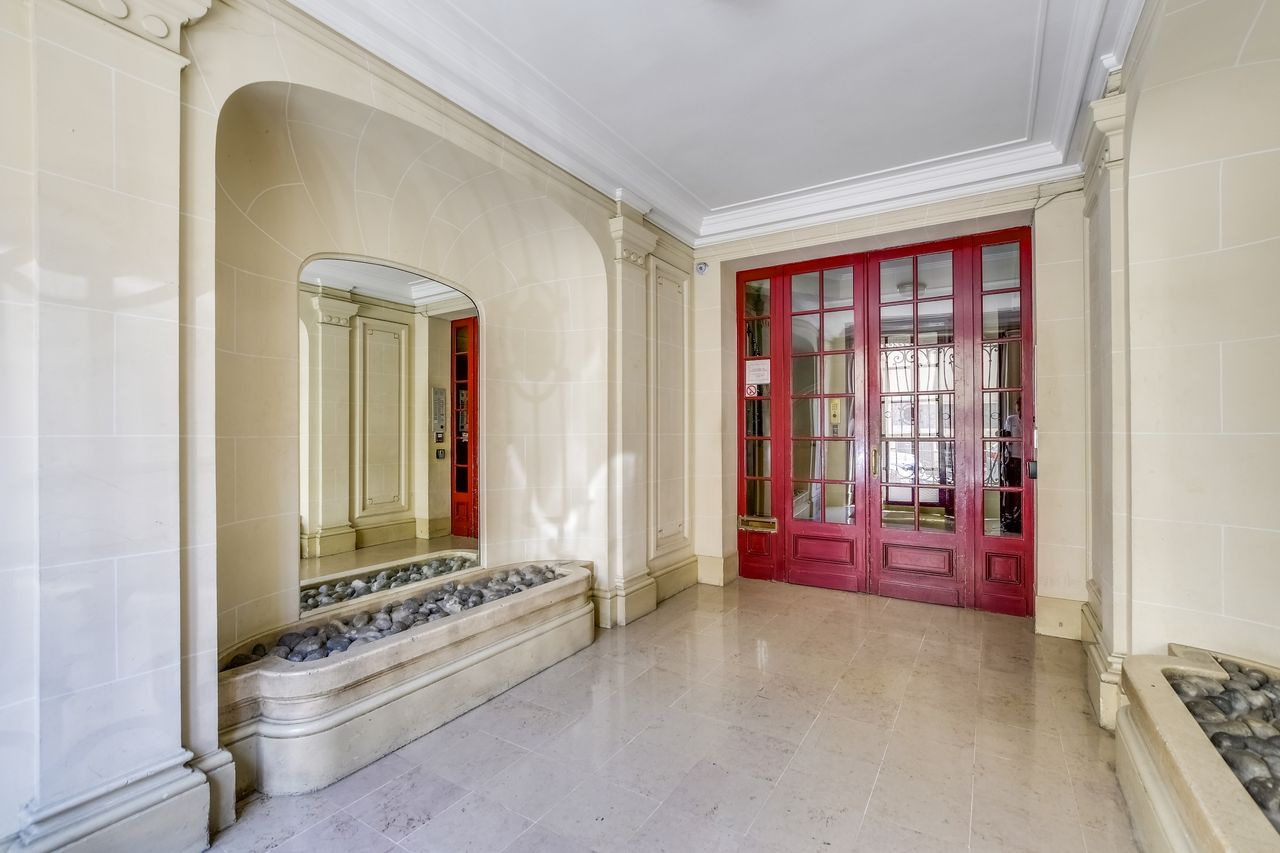 Appartement 1 pièce 14 m² · à Paris · 14 m² · 139 000 €