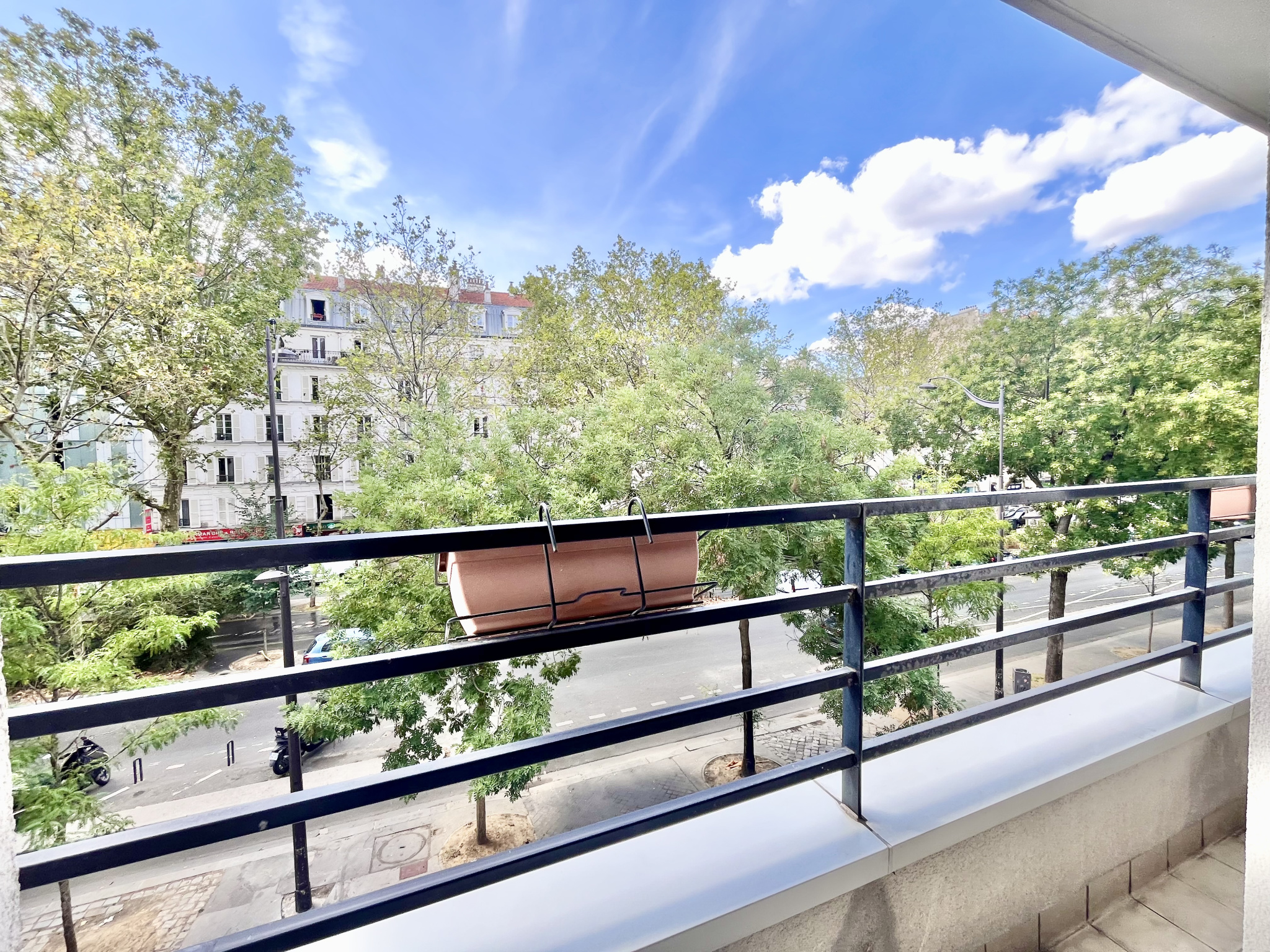 Appartement 3 pièces 64 m² · à Paris · 64 m² · 630 000 €
