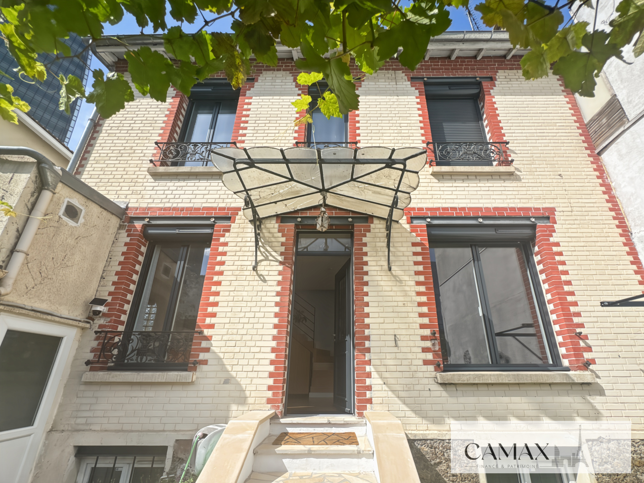 Appartement 2 pièces 80 m² · à Courbevoie · 80 m² · 875 000 €