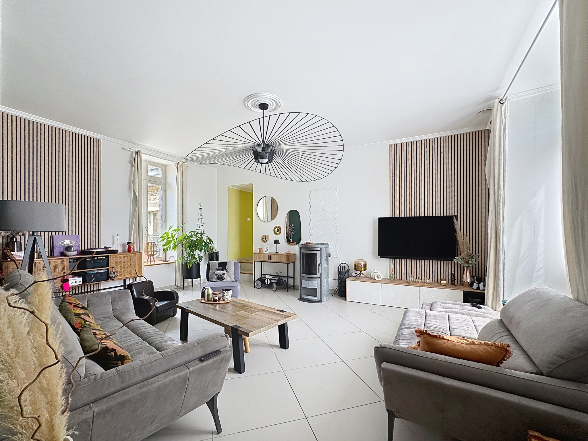Maison 15 pièces 502 m² · à Jugon-les-Lacs · 502 m² · 698 000 €