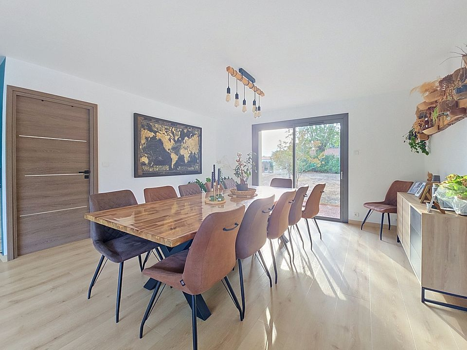 Appartement à vendre à Bressuire, 175 m², 6 pièces – photo 2 sur 14