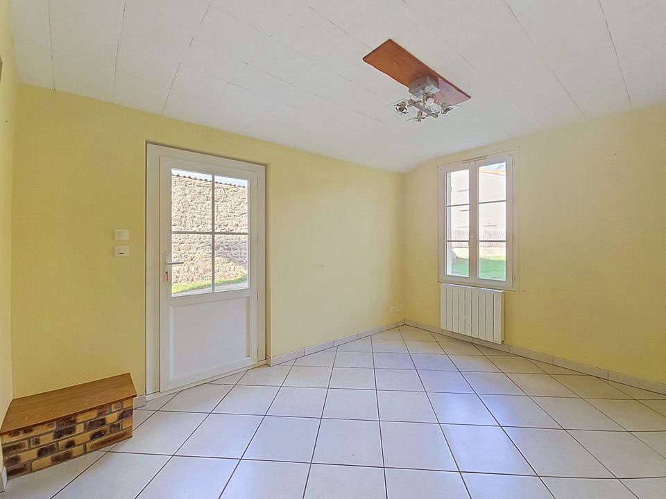Maison à vendre à Chiche, 82,5 m², 5 pièces – photo 3 sur 9