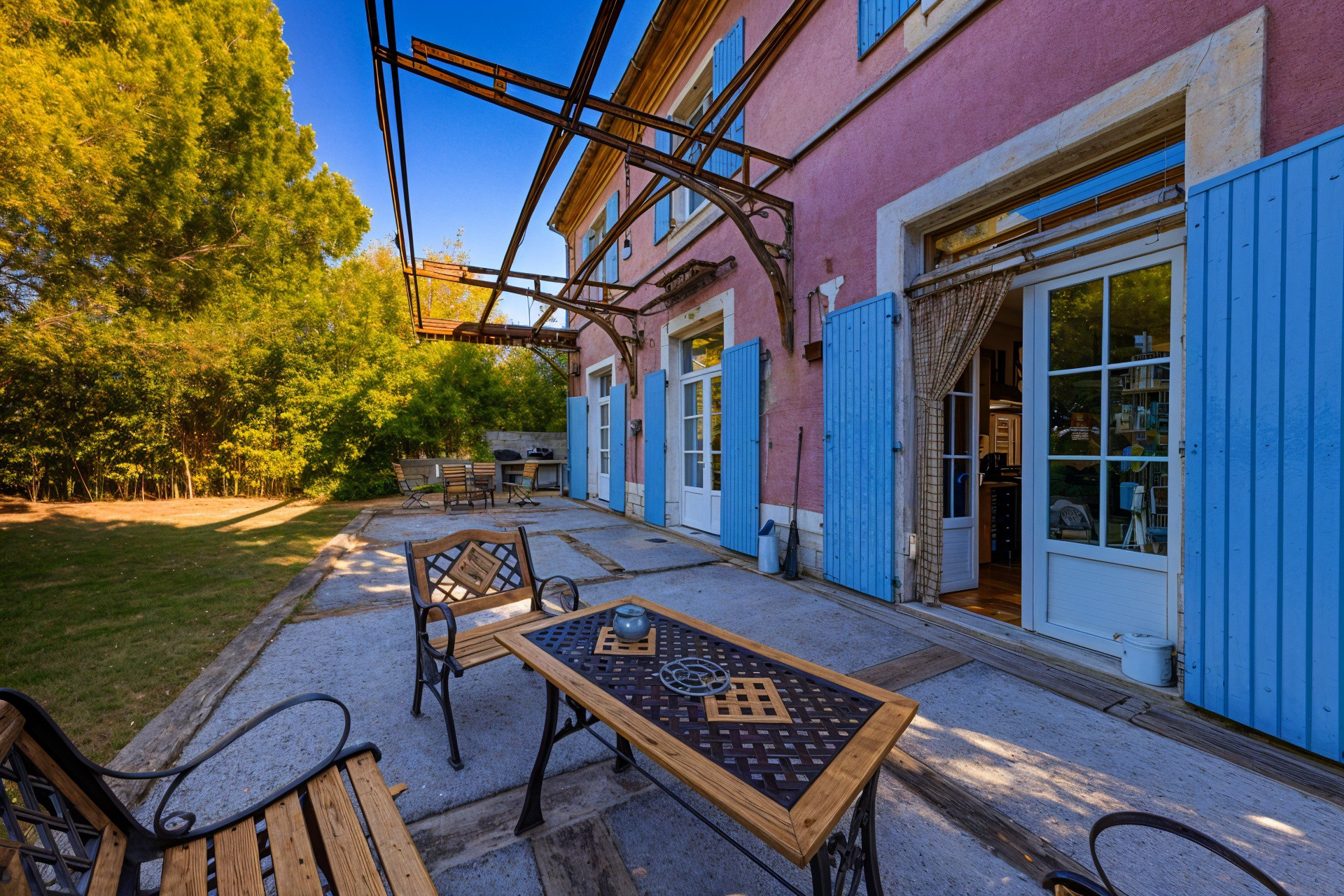 Appartement 136 m² · à Vic-le-Fesq · 136 m² · 495 000 €