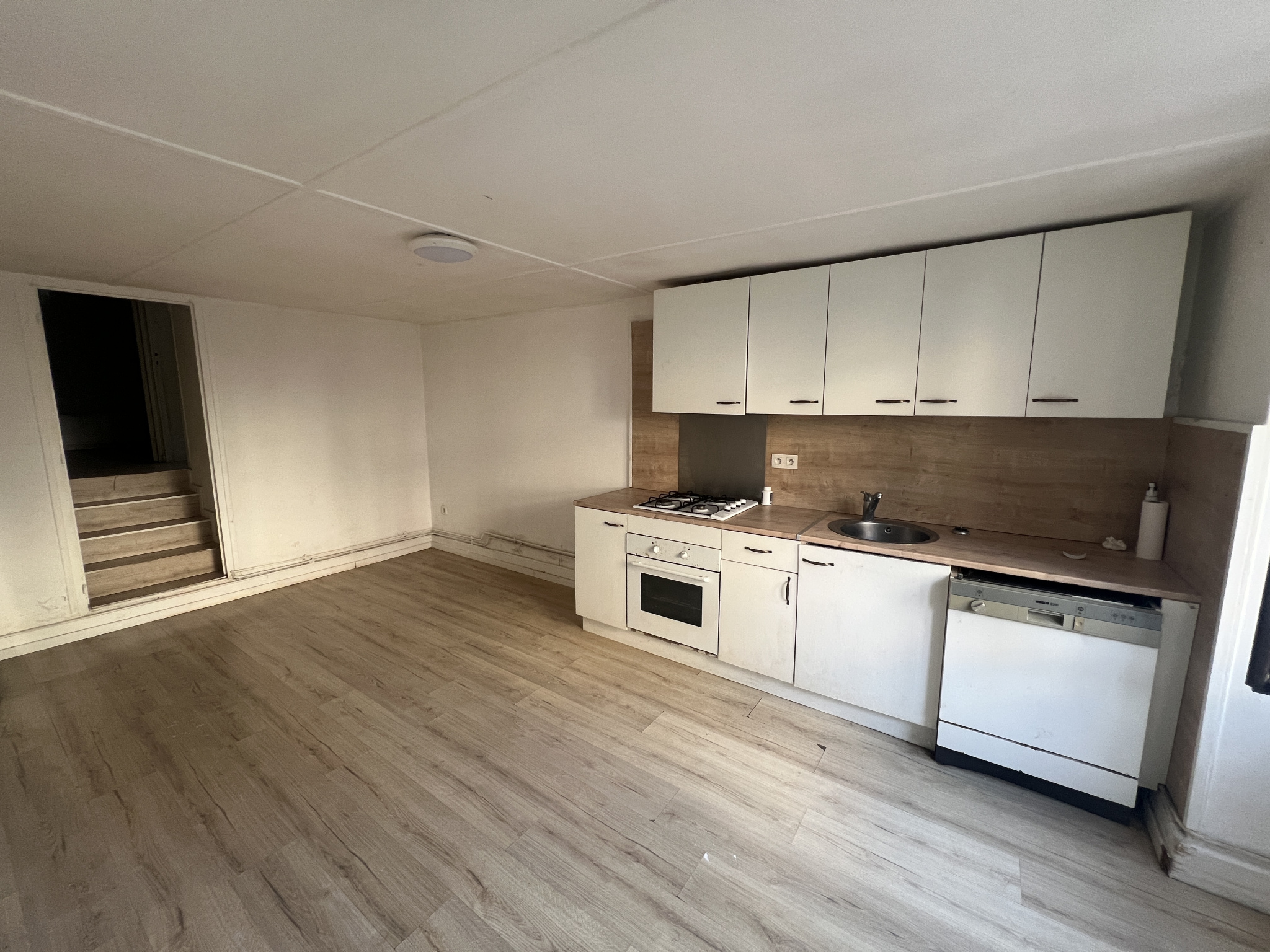 Appartement 2 pièces 66 m² · à Châtillon-sur-Chalaronne · 66 m² · 89 000 €