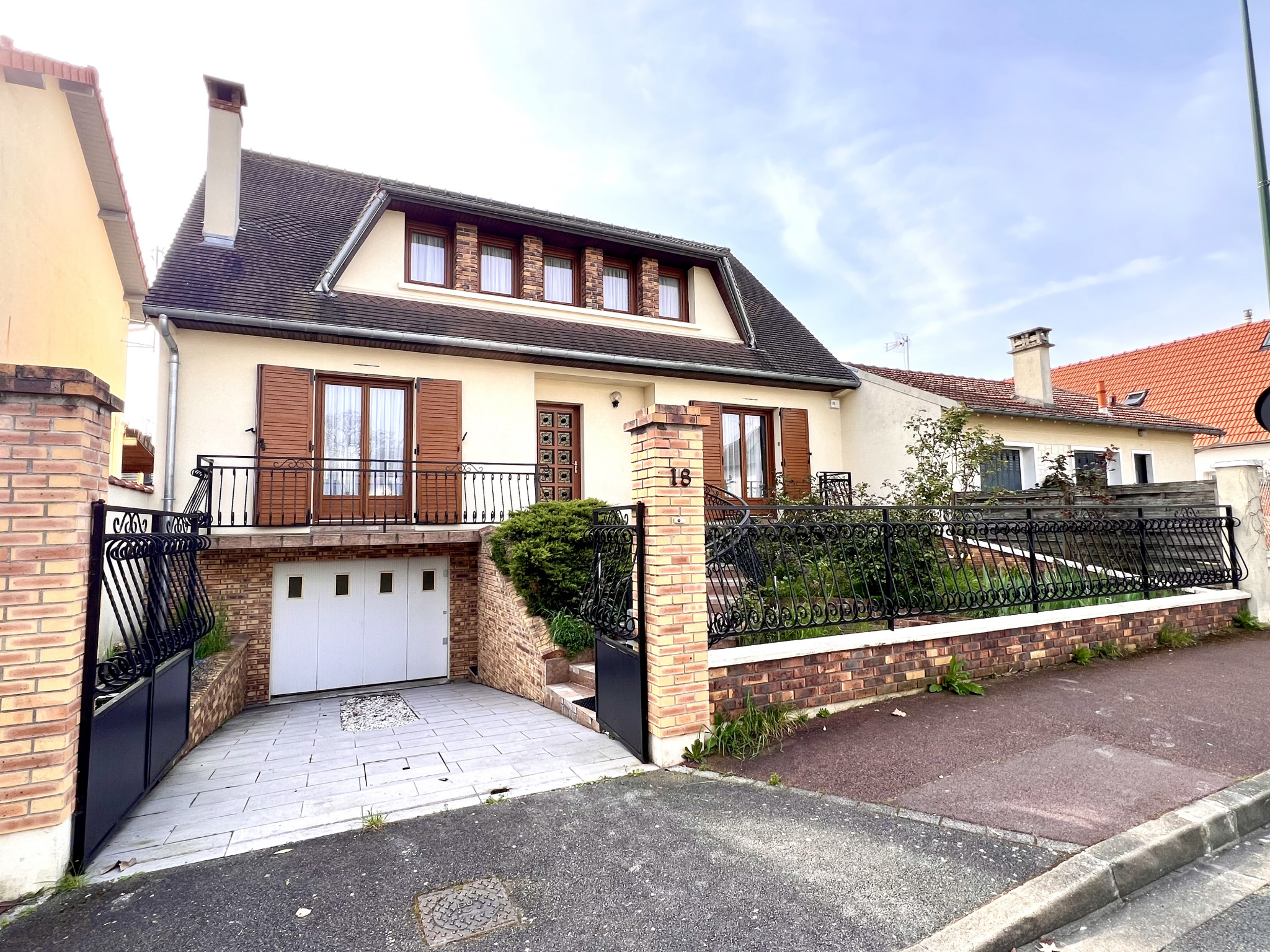 Vente Maison 121m² 6 Pièces à Gagny (93220) - Réseau Expertimo