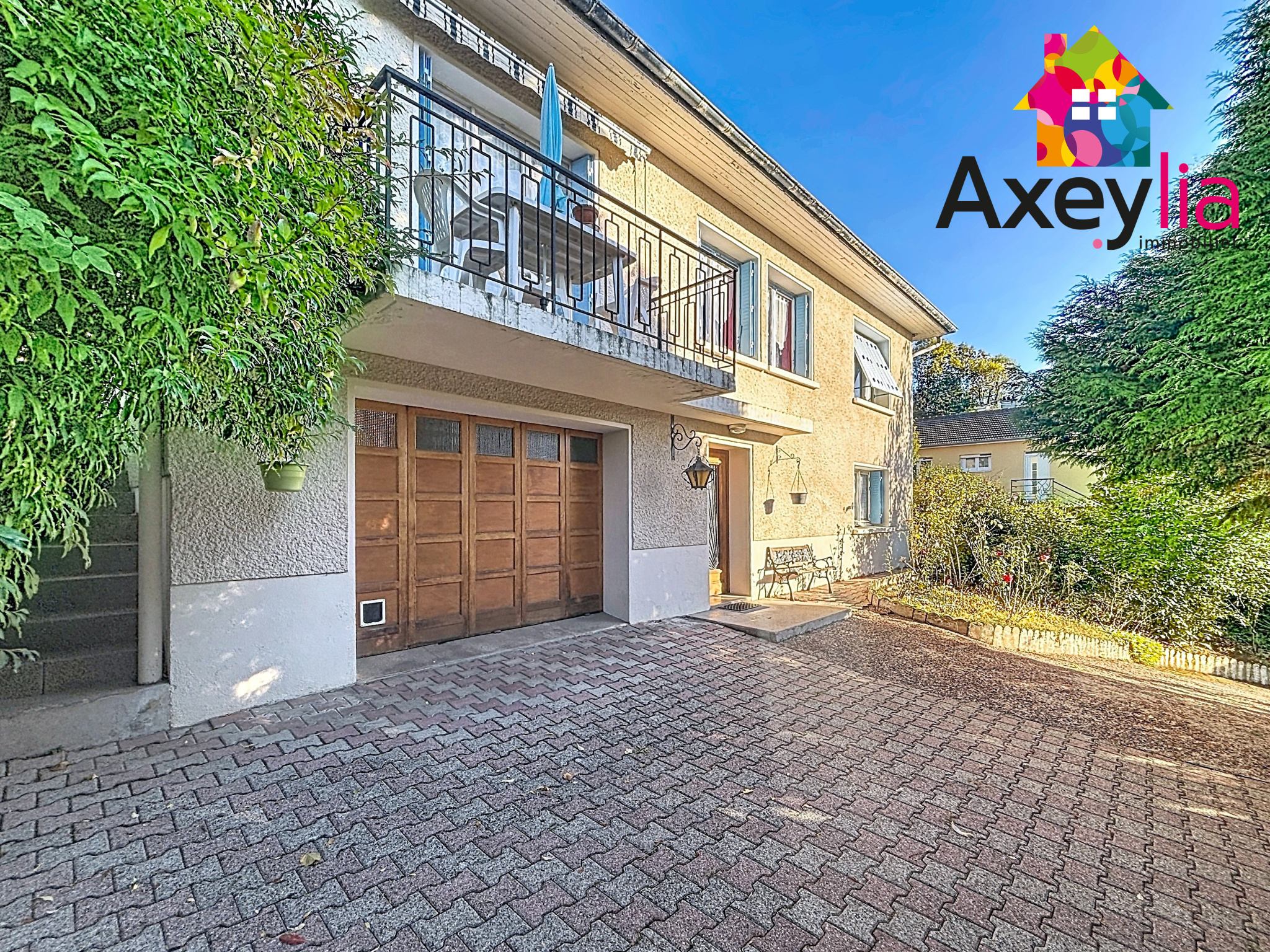 Appartement 159 m² · à Cours · 159 m² · 155 000 €