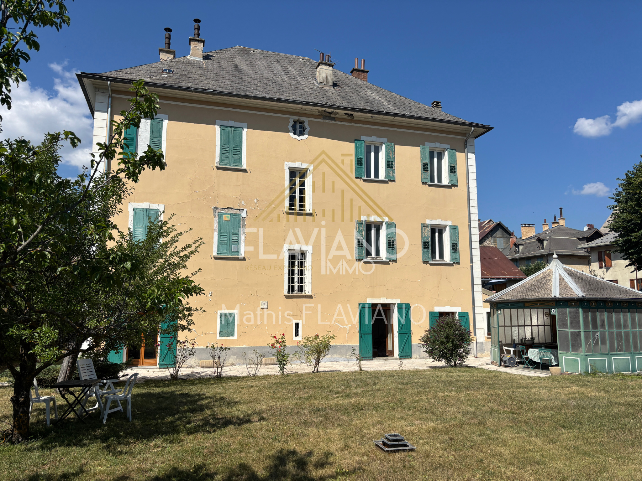 Appartement 783 m² · à Barcelonnette · 783 m² · 882 000 €