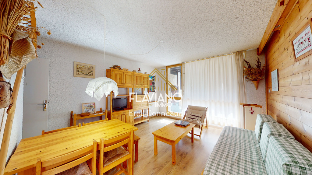 Appartement 33 m² · à Uvernet-Fours · 33 m² · 70 000 €