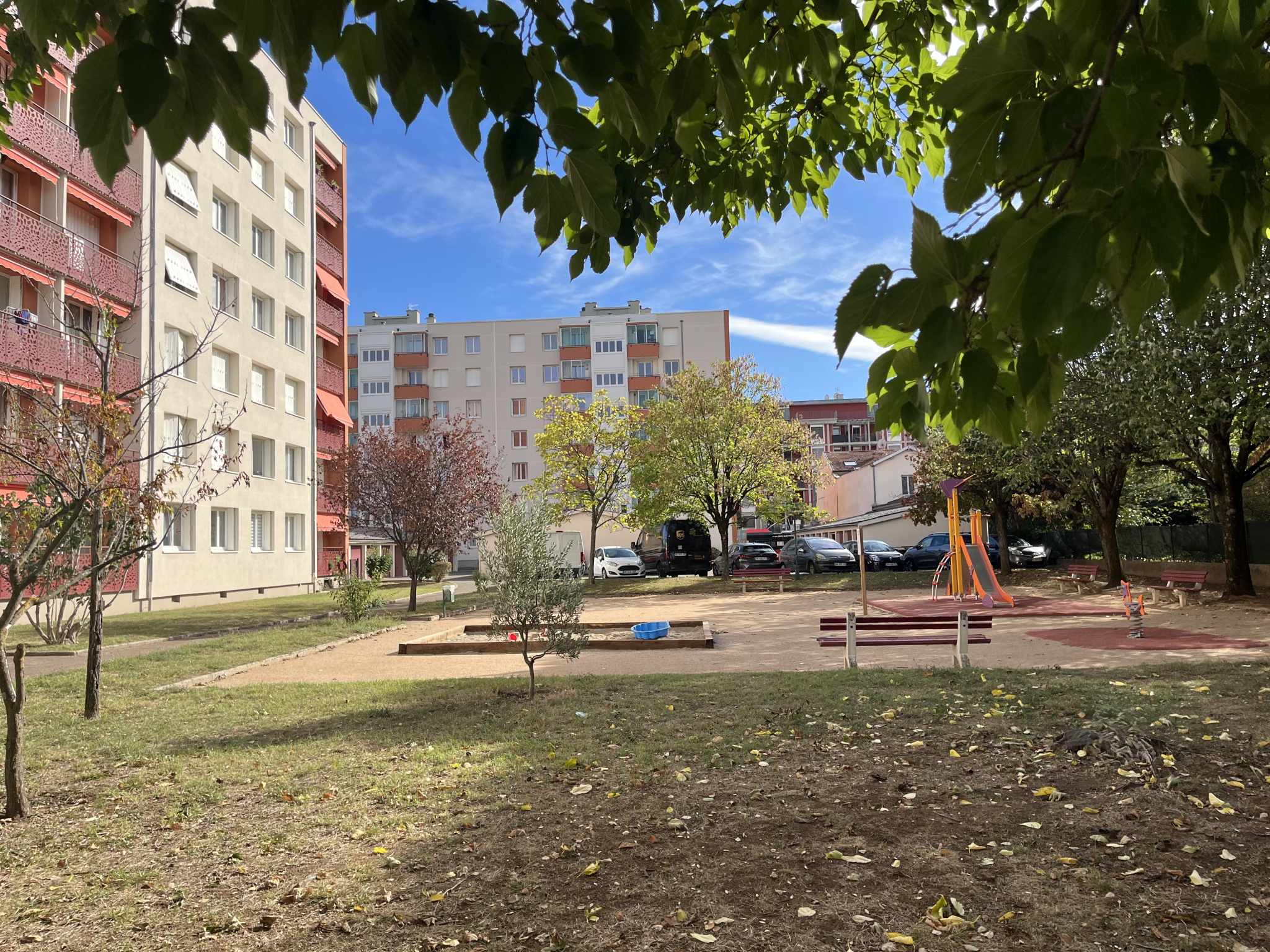Appartement 4 pièces 81 m² · à Villeurbanne · 81 m² · 220 000 €
