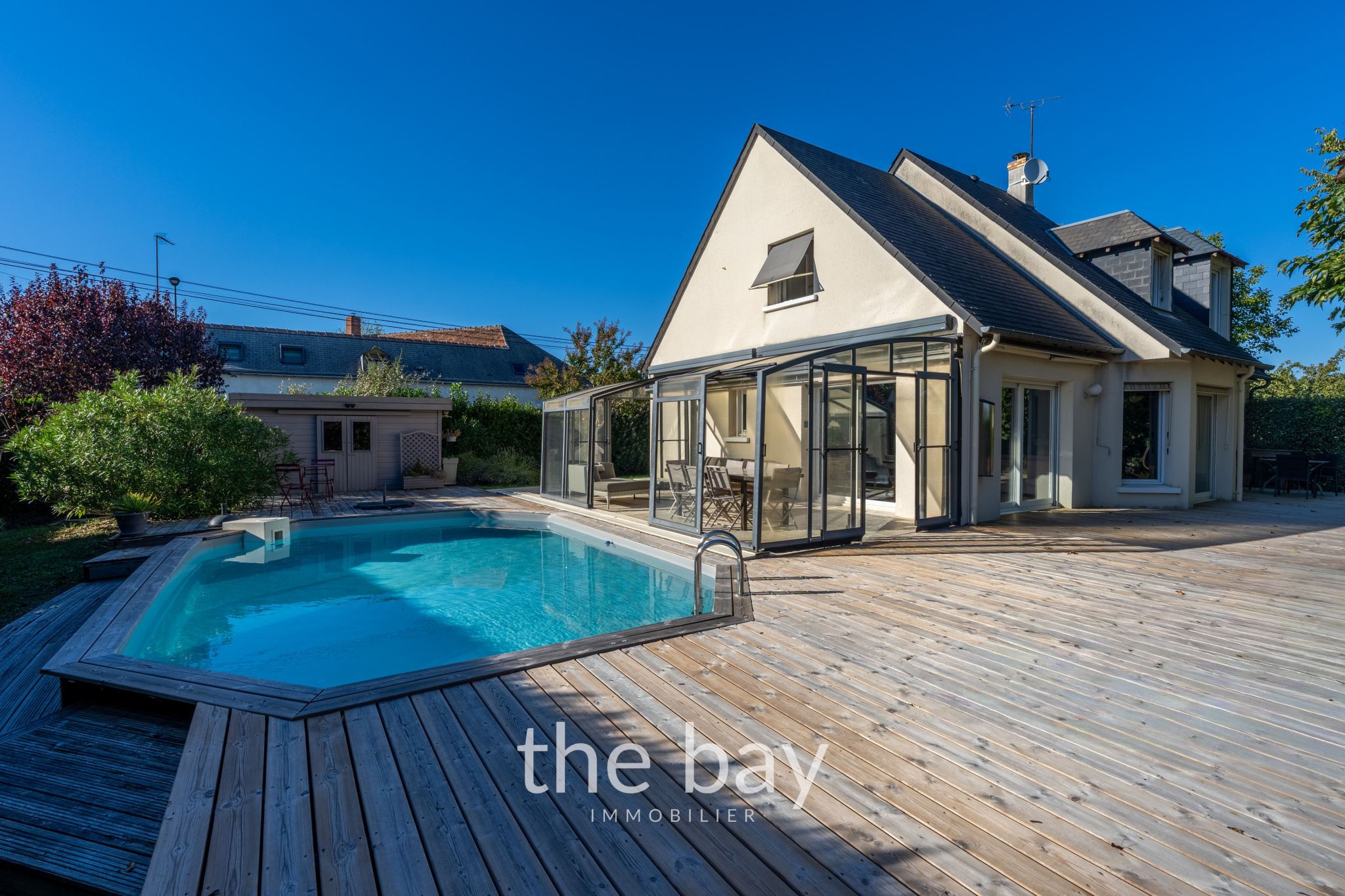 Maison 170 m2   Piscine, potager, cinéma, terrain 1 500 m2