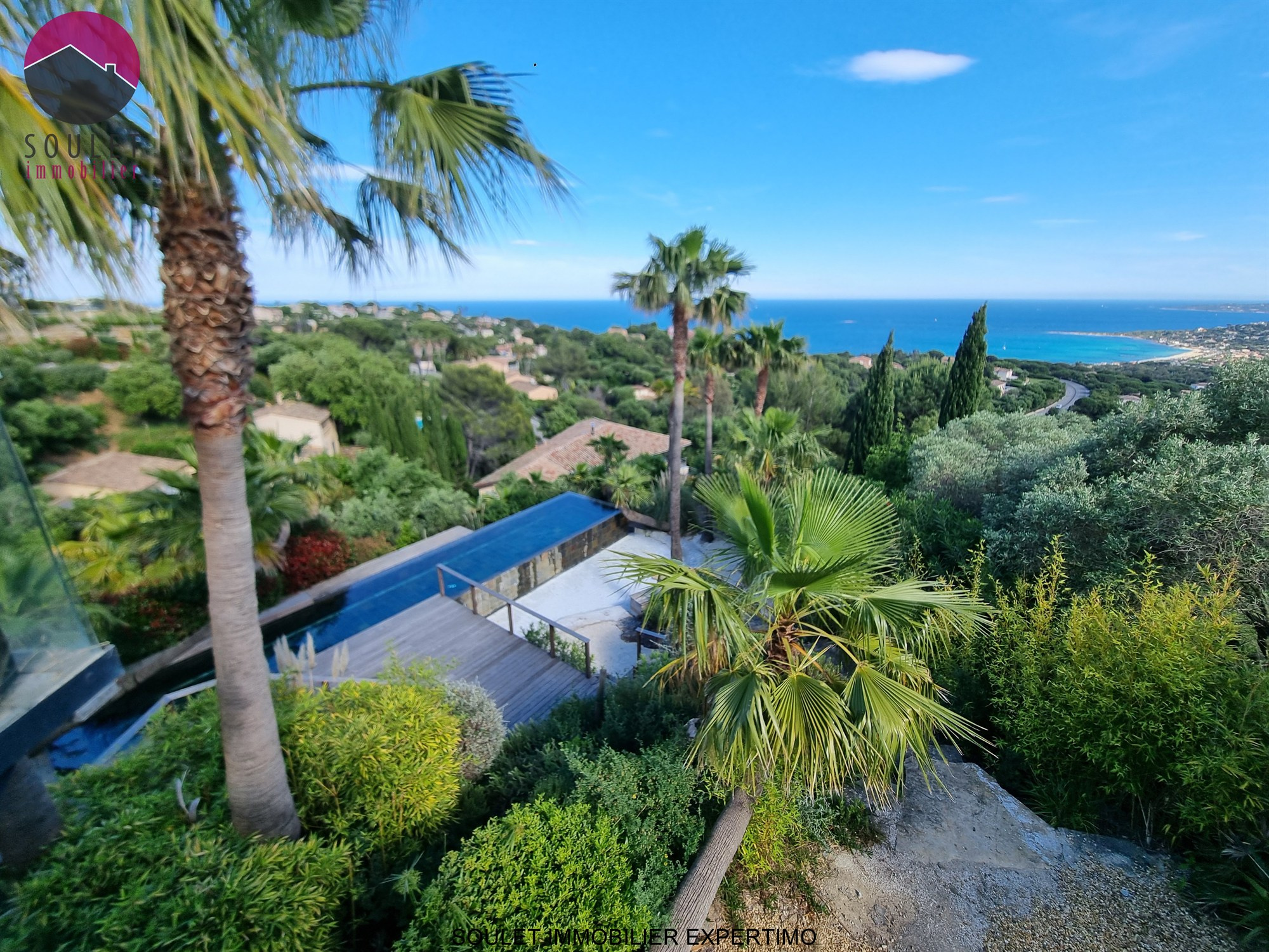 Propriété vue mer 2 villas 2 piscines