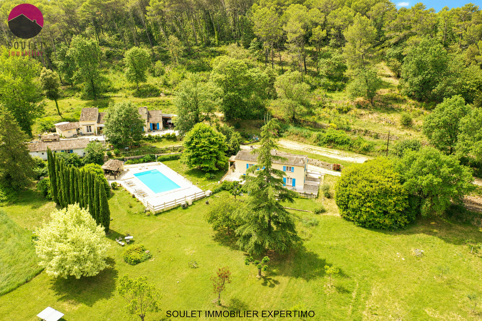 Magnifique propriété d'accueil avec tennis et piscine